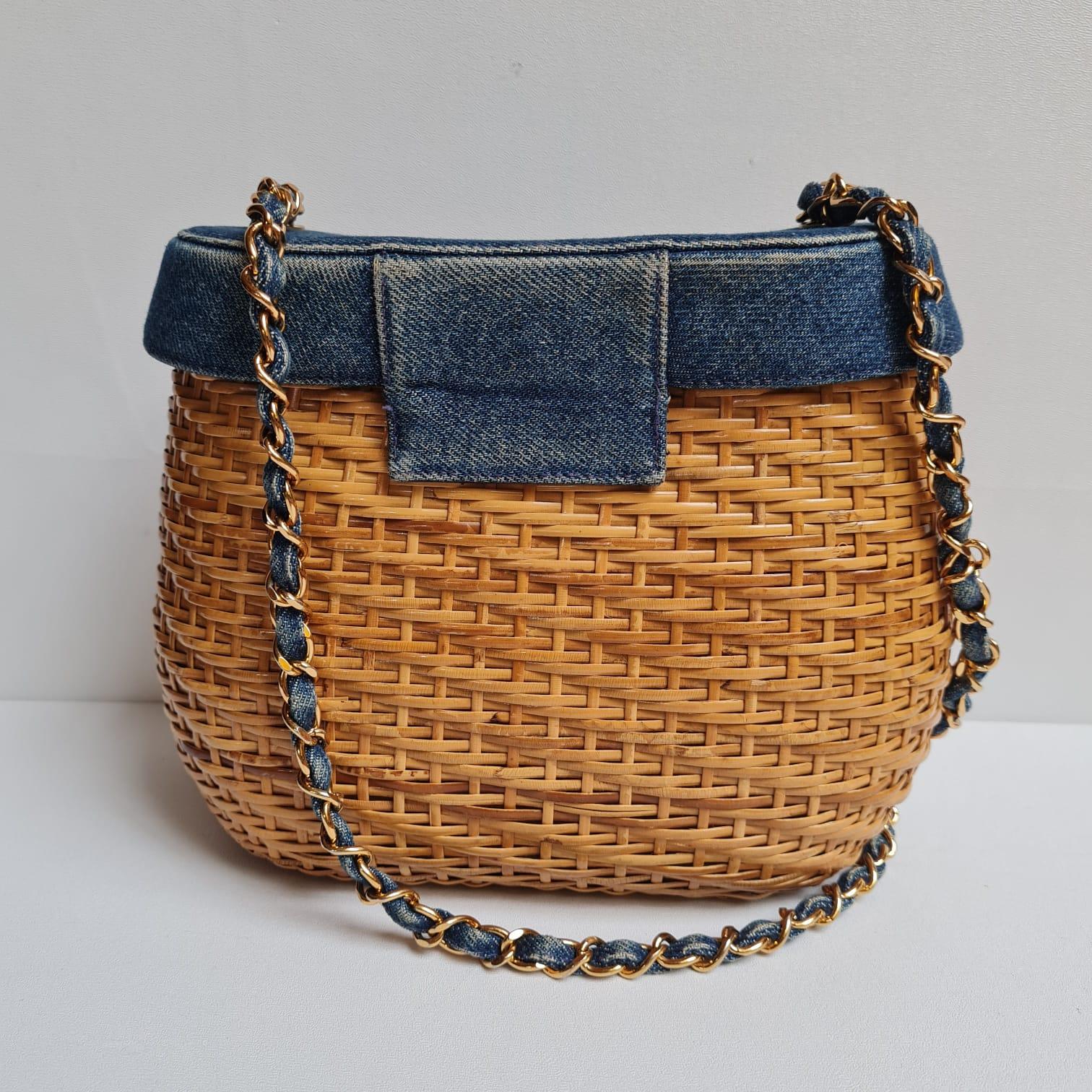 1990s Chanel Denim Rattan Basket Bag  In Good Condition For Sale In Jakarta, Daerah Khusus Ibukota Jakarta