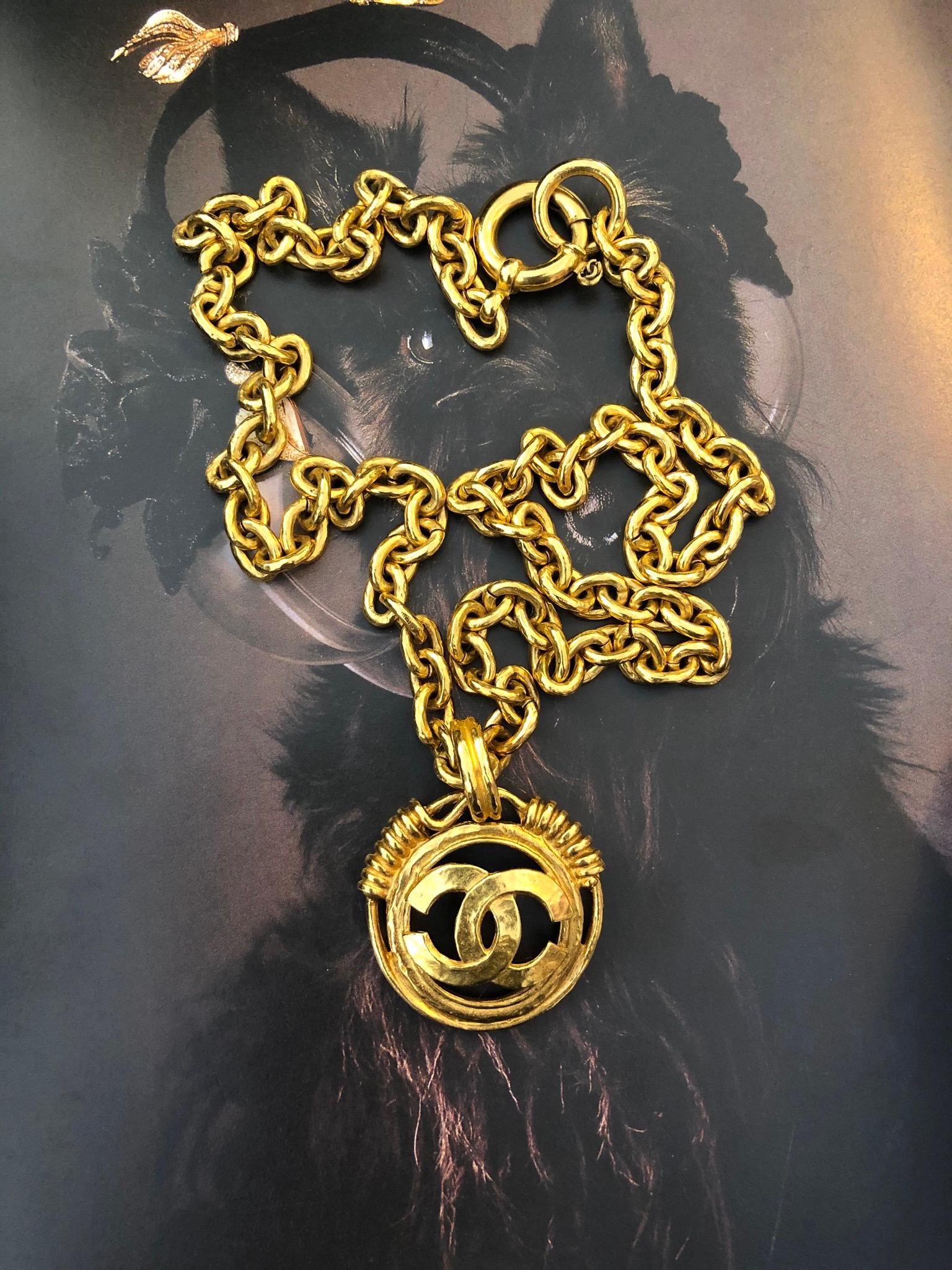 1990s Vintage Chanel Gold Toned CC Chain Necklace 74cm 5