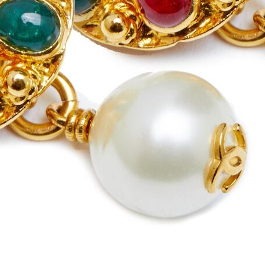 Women's 1990s Chanel Gold, Green and Red Maison Gripoix Cufflinks With Pearls