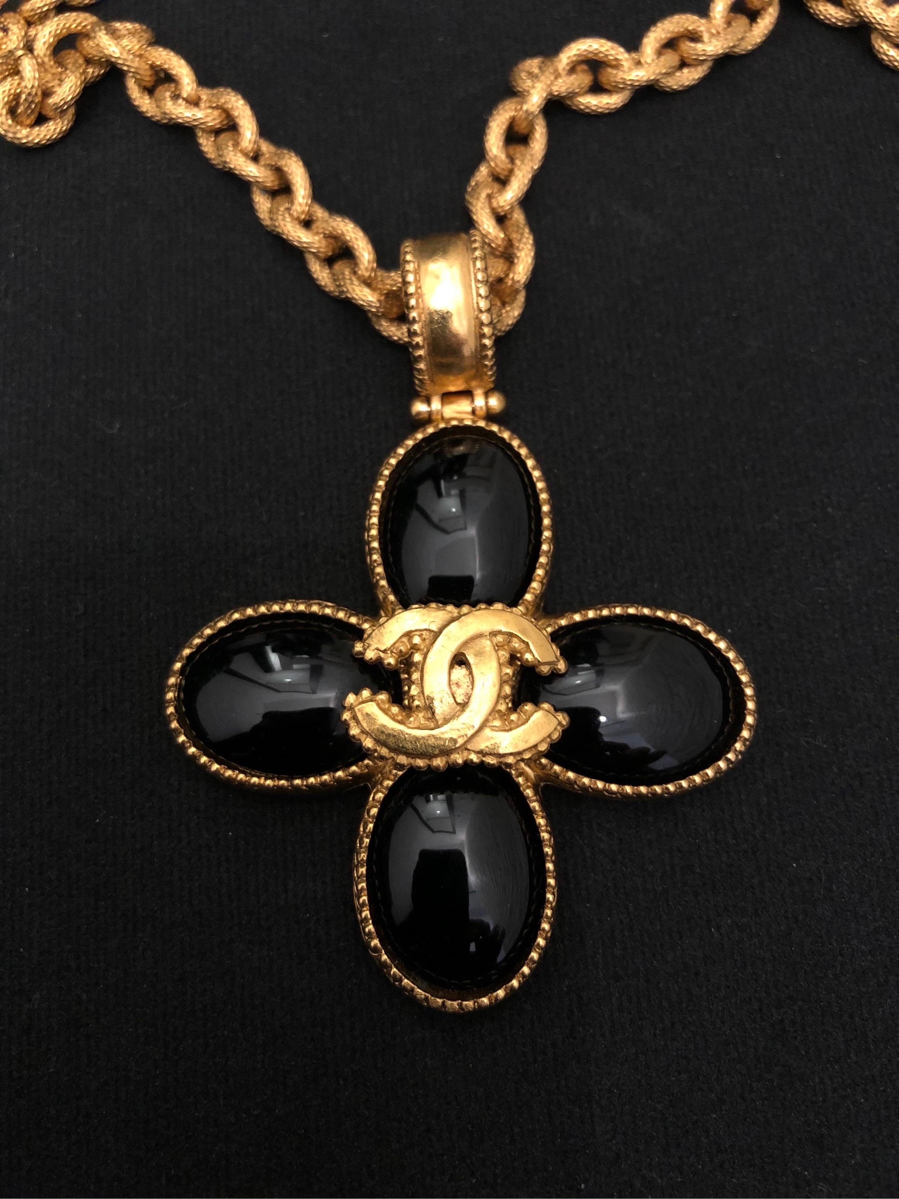 Necklace or bracelet 3 strands of gold glass beads and four-leaf clover  pendant | Sab Set Shop