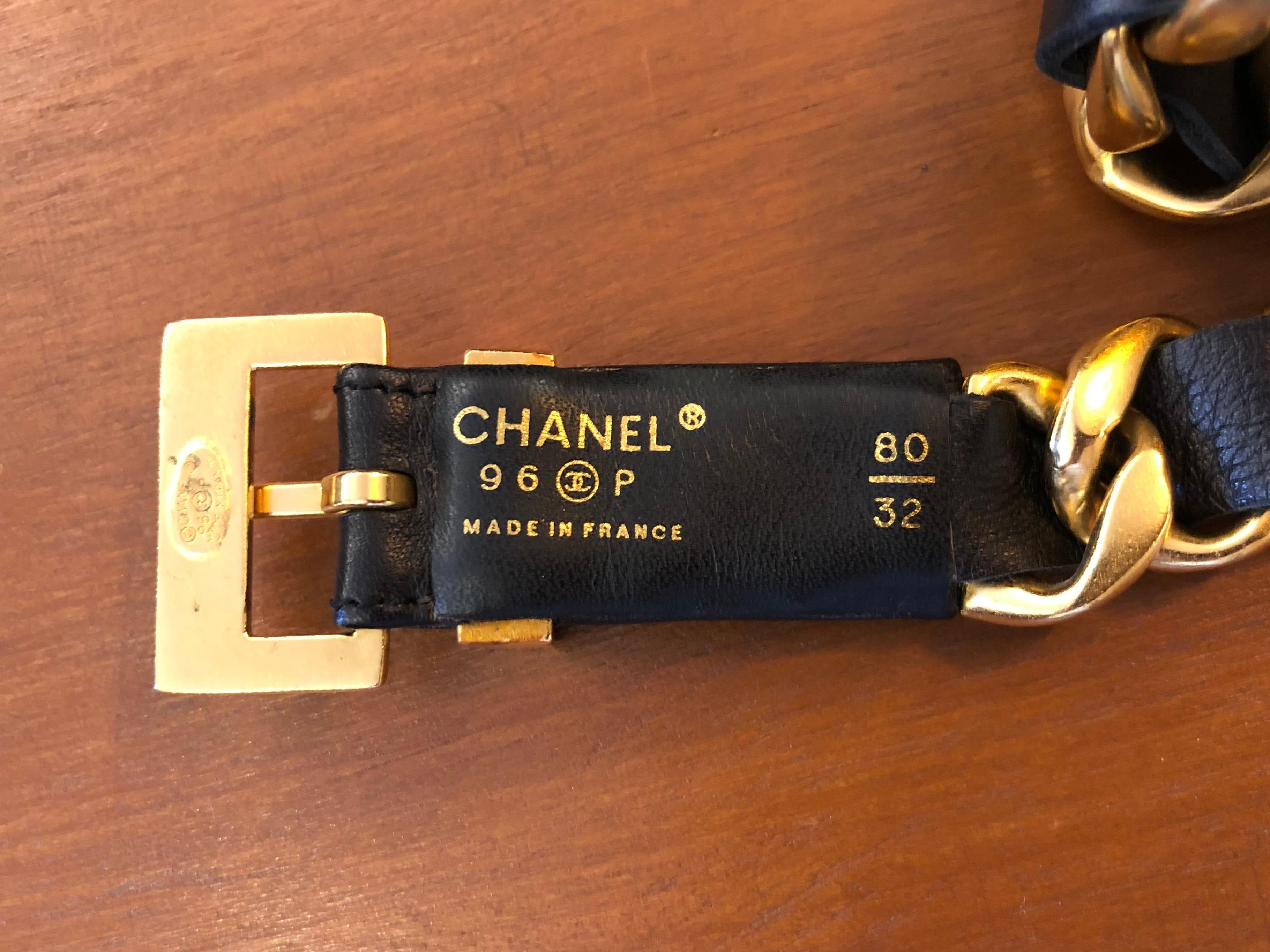1990s Vintage CHANEL Gold Toned Leather Chain Belt Black Gold 2