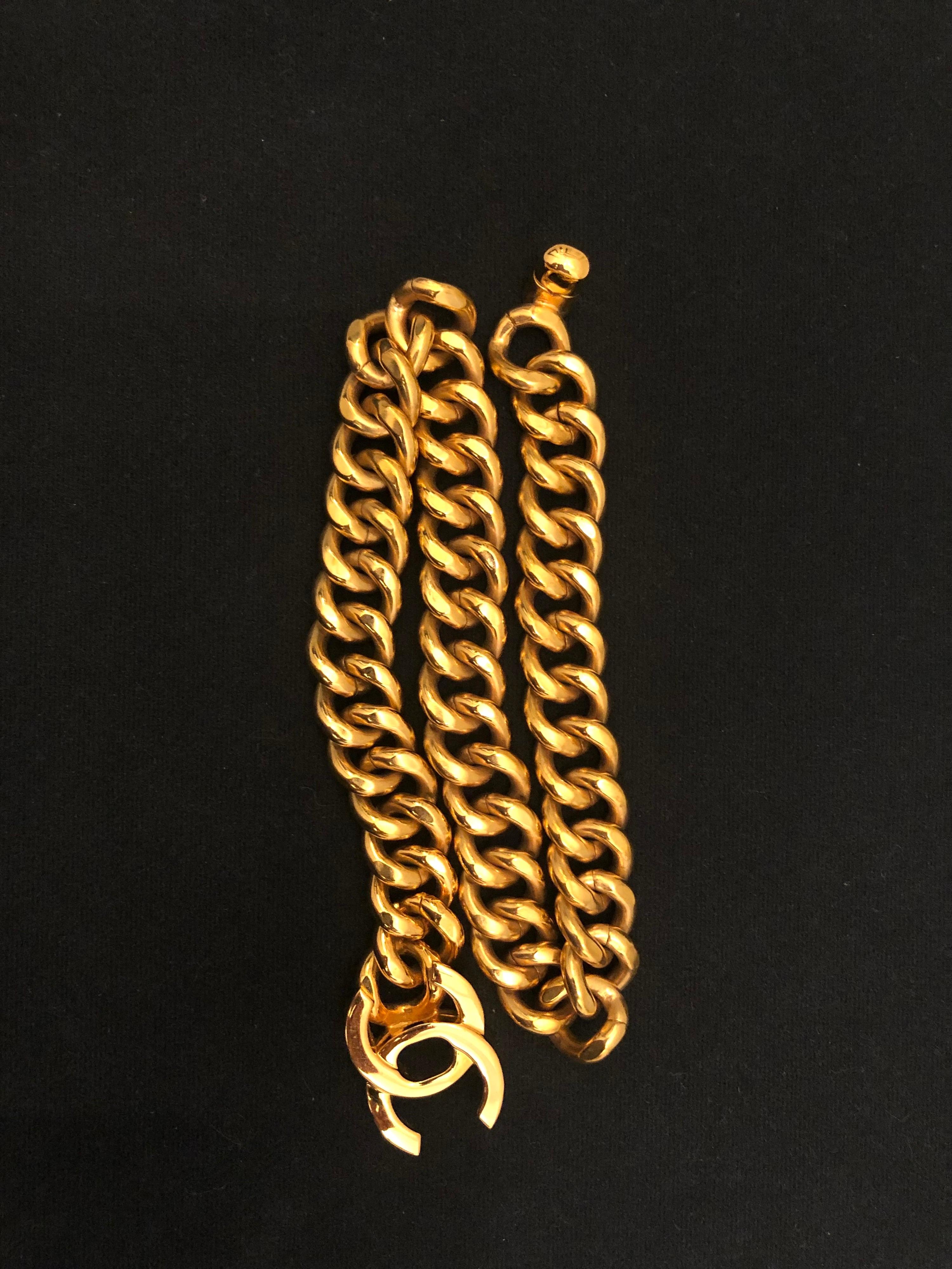1990s Chanel Gold Toned Turnlock Chain Necklace Turn Lock at 1stDibs