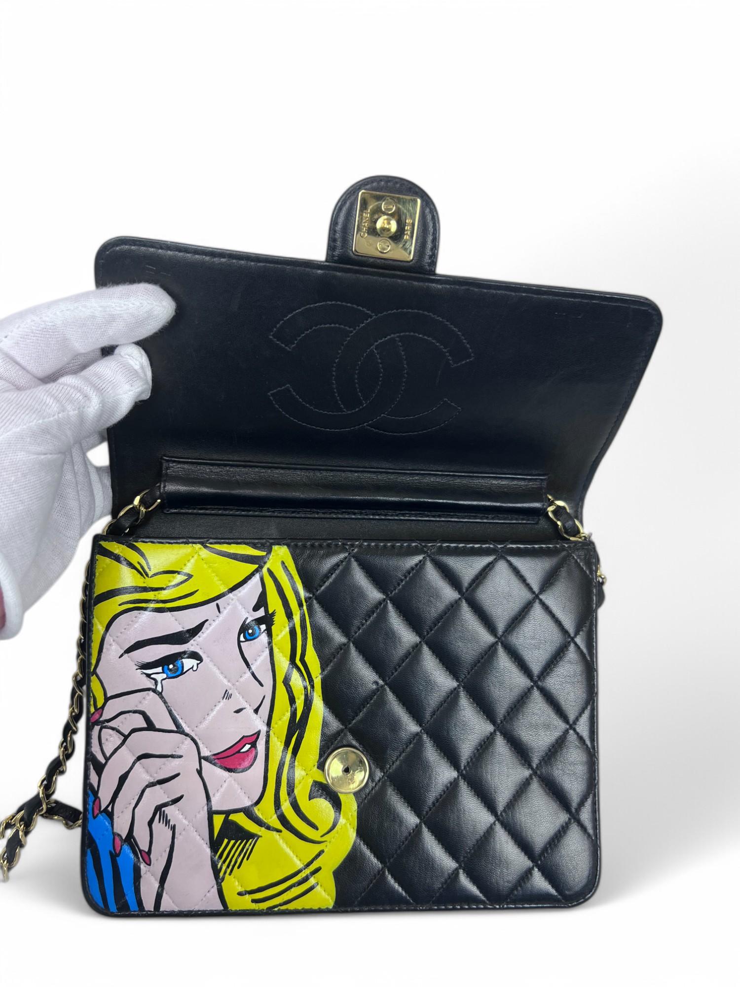 1990 Chanel - Pop Art peint à la main 