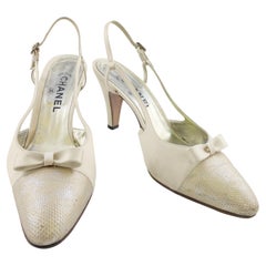 1990's Chanel Ivory Slingback Bow Heels