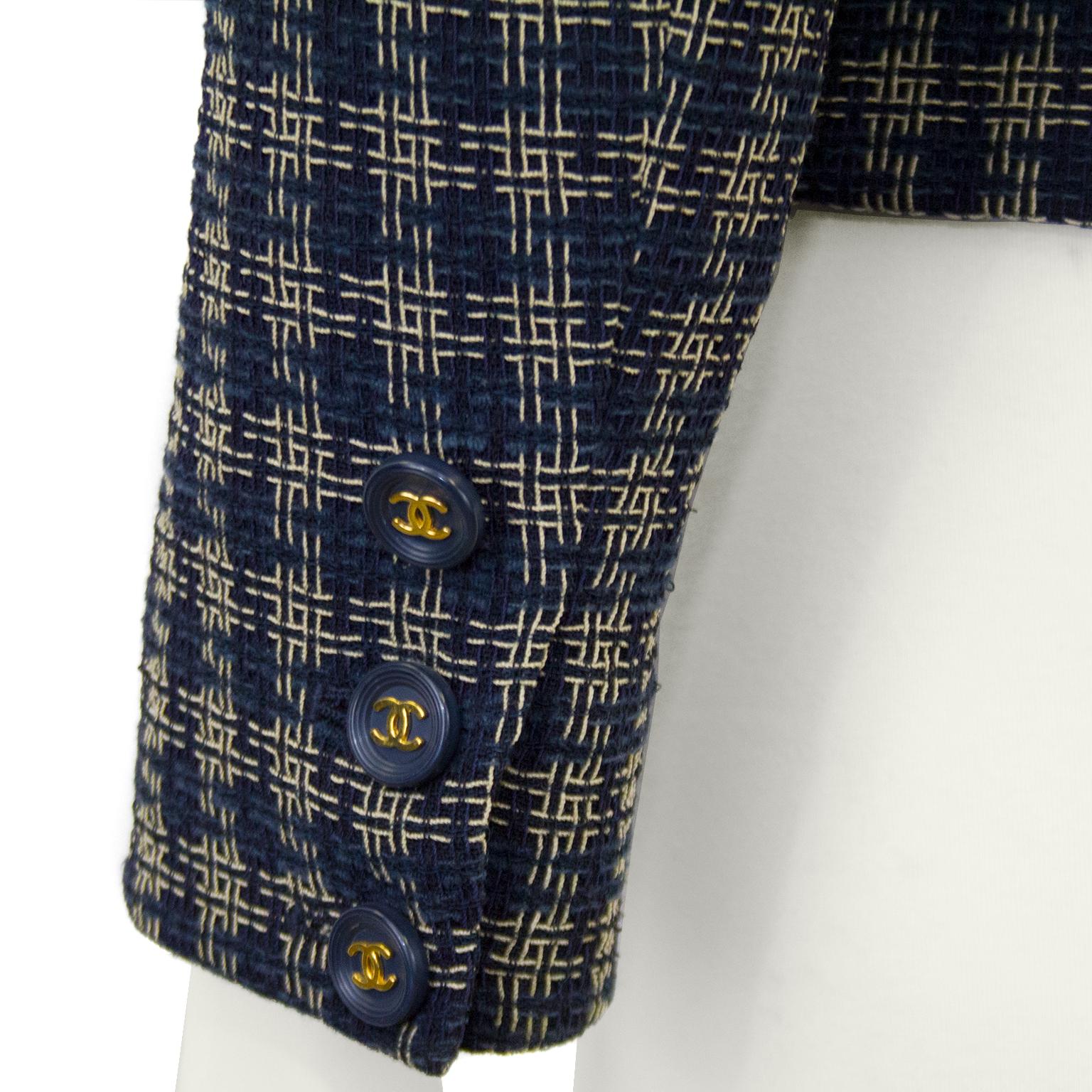 Women's 1990s Chanel Navy and Cream Woven Plaid Cropped Jacket
