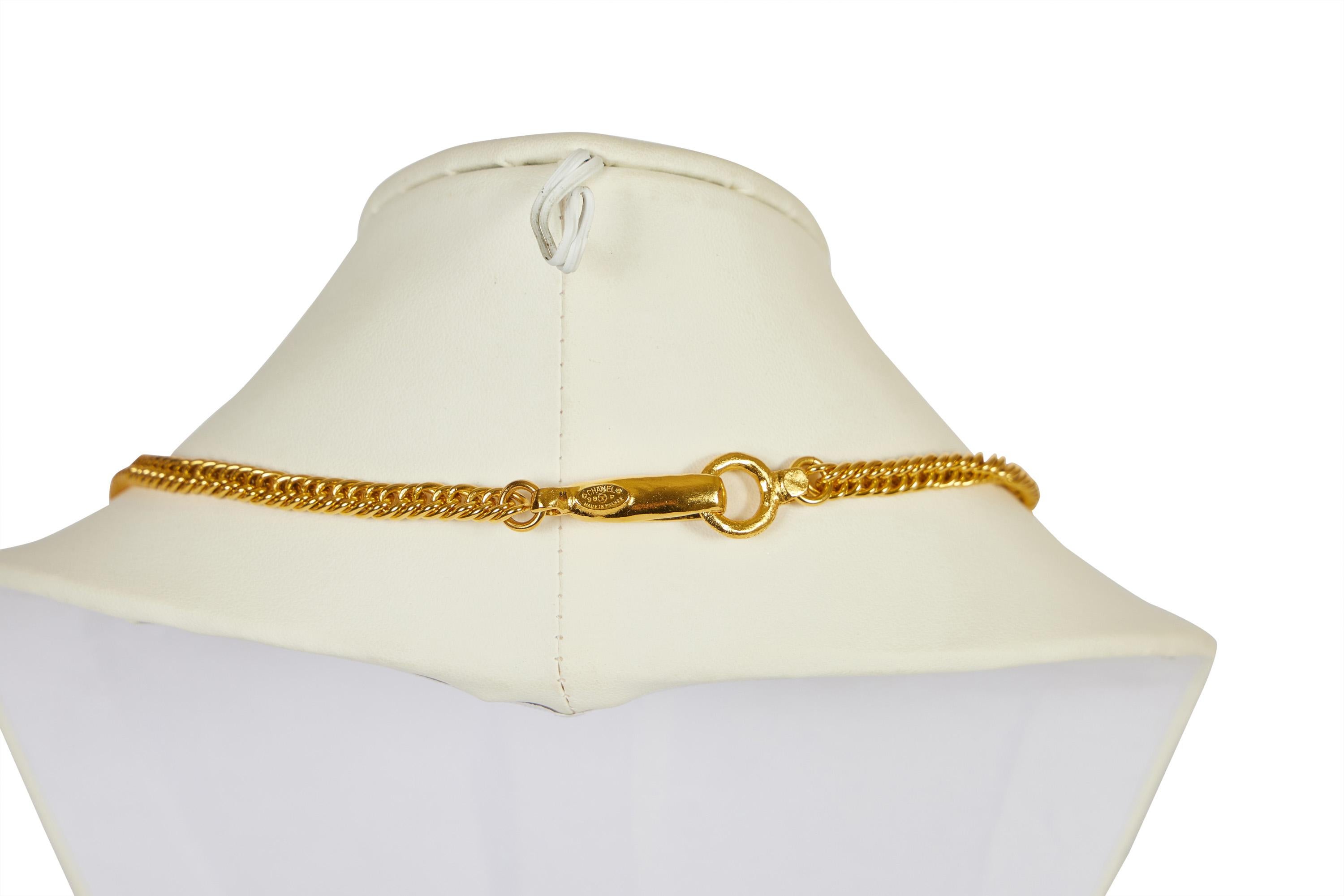 1990's Chanel Satin Gold Double Leaf Necklace In Excellent Condition In West Hollywood, CA