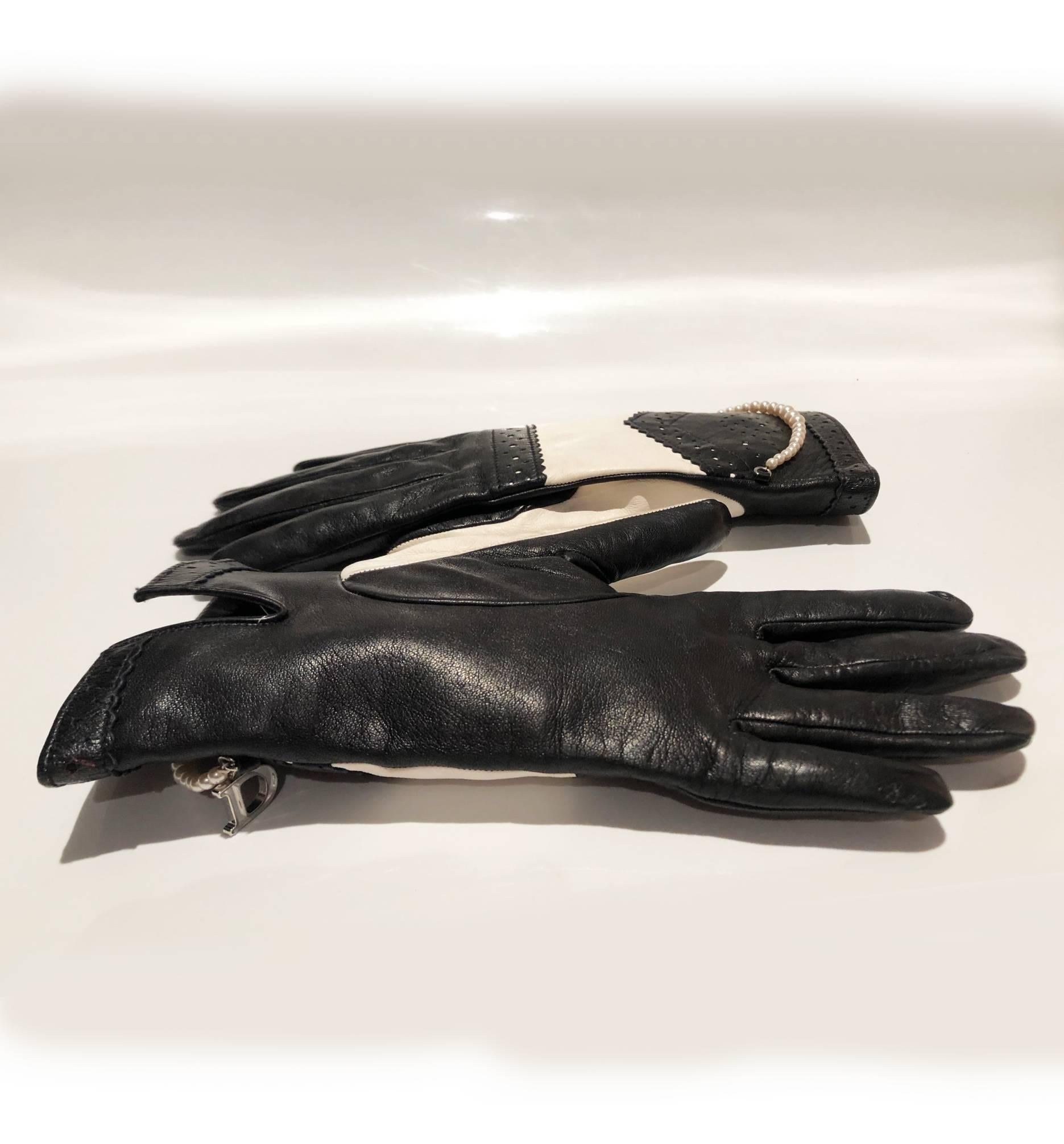 isotoner houndstooth gloves