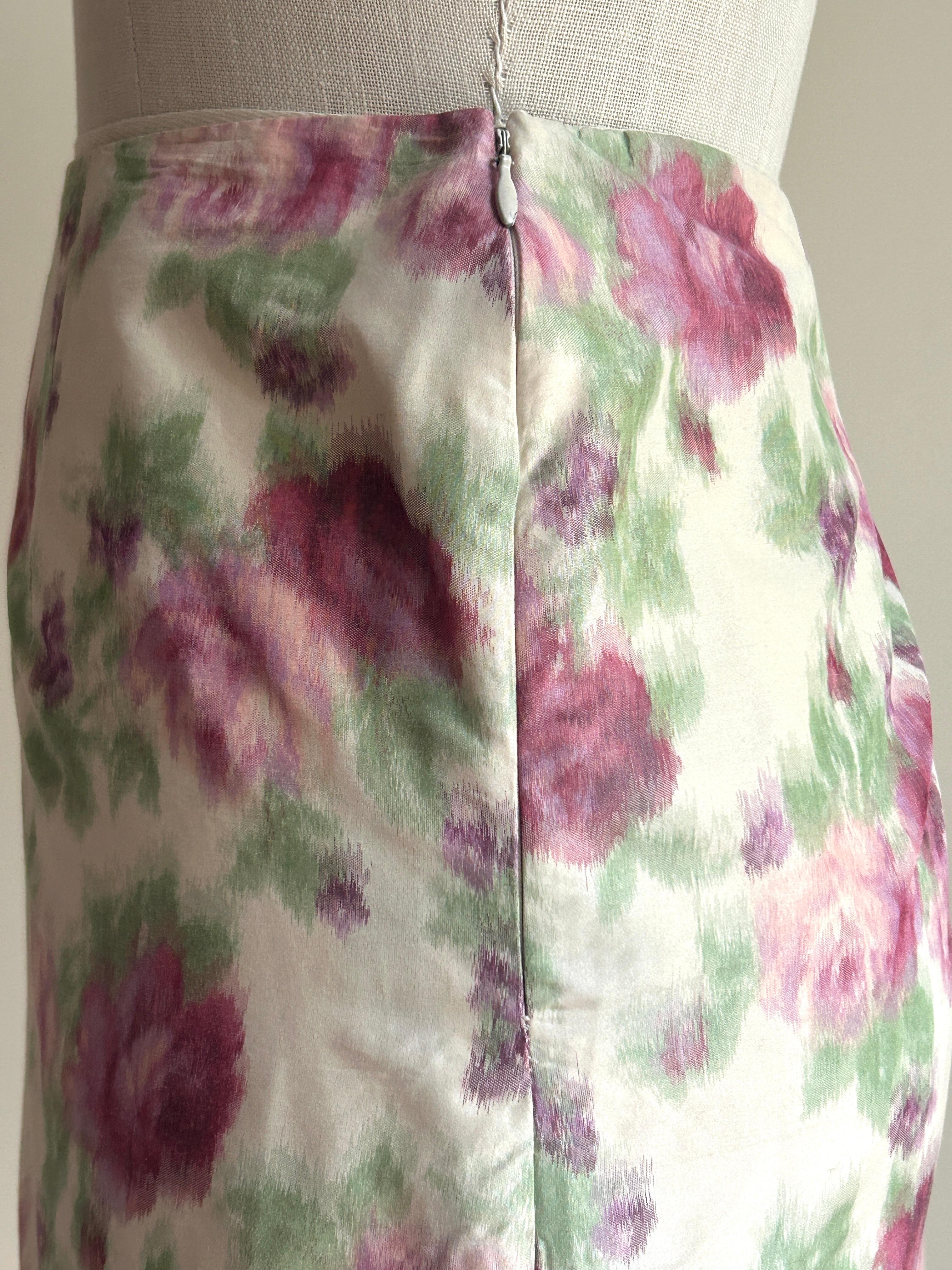 1990s Christian Dior Cream Watercolor Floral Print Flared Ruffle Pencil Skirt For Sale 3
