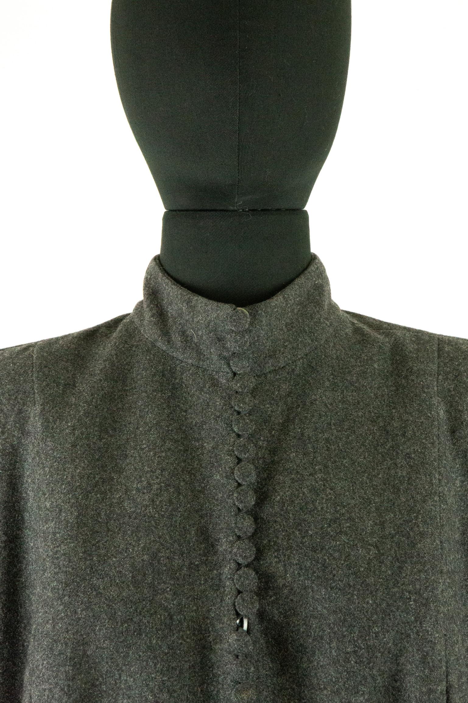 1990’s Christian Dior Haute Couture Charcoal Grey Woollen Coat For Sale 4