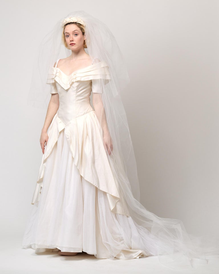 1990s Christian Dior Silk and Tulle Wedding Dress and Veil For Sale at 1stDibs 1990s Christian Dior Silk and Tulle Wedding Dress and Veil For Sale at 1stDibs
