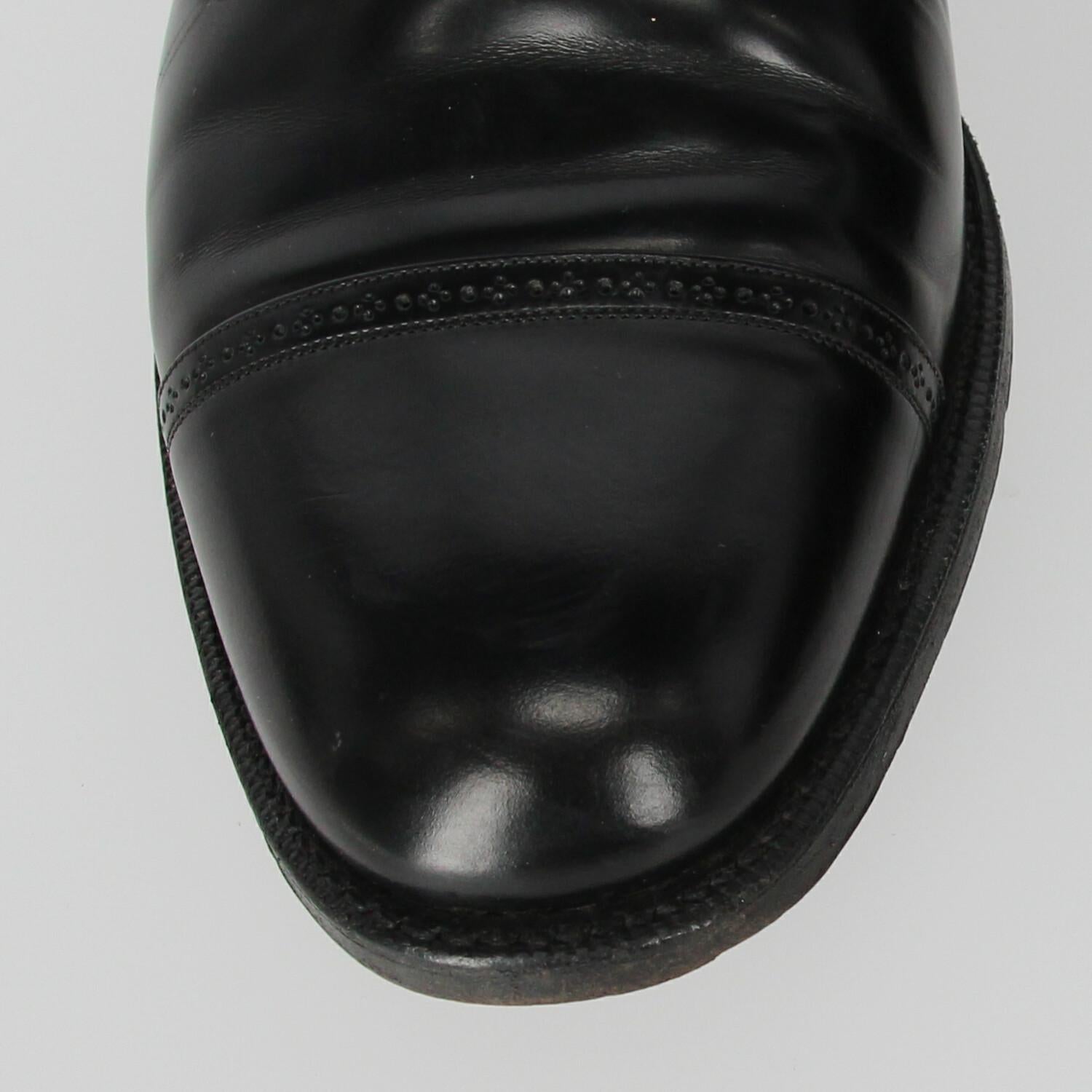 1990s Church's genuine black leather classic lace-up shoes 3