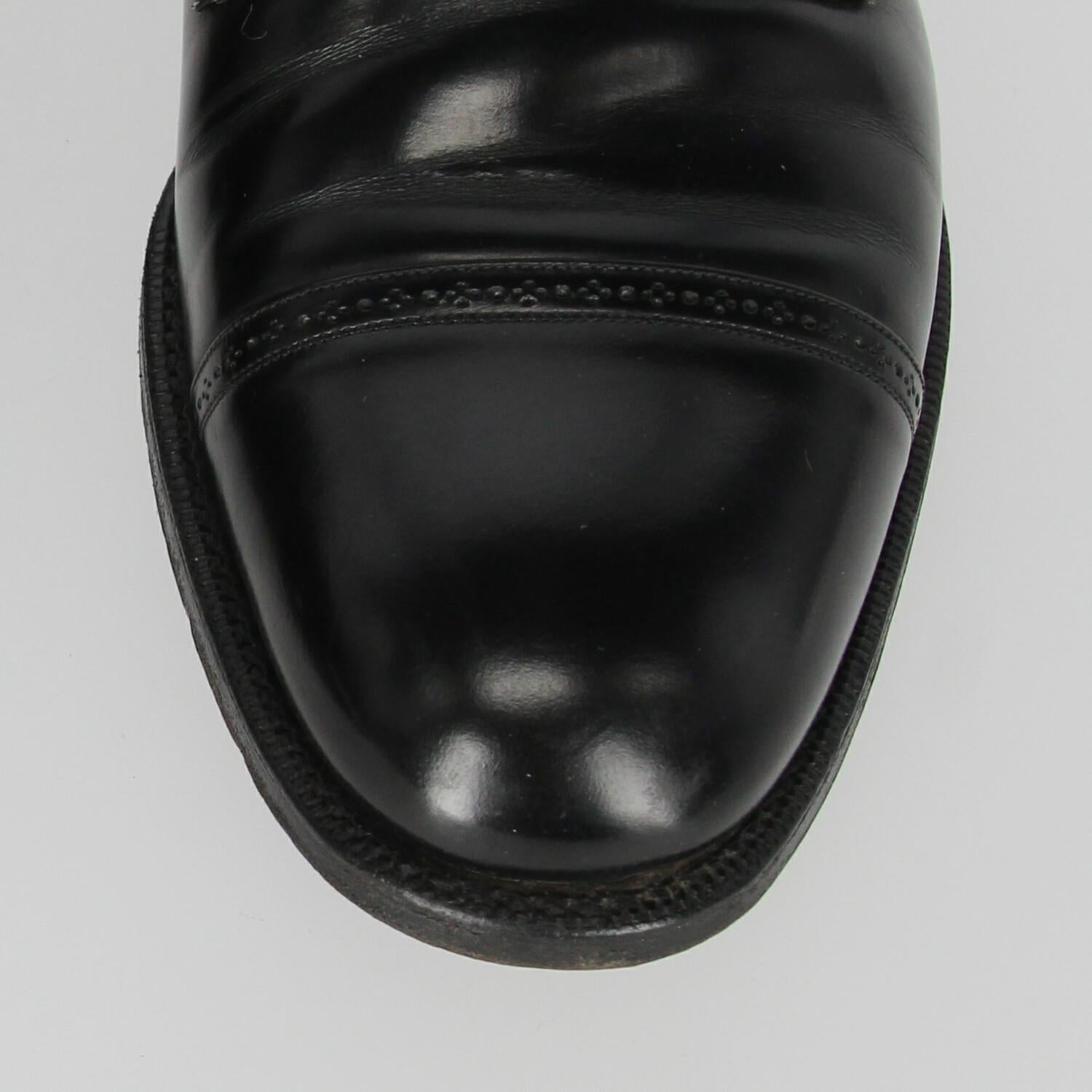 1990s Church's genuine black leather classic lace-up shoes 4