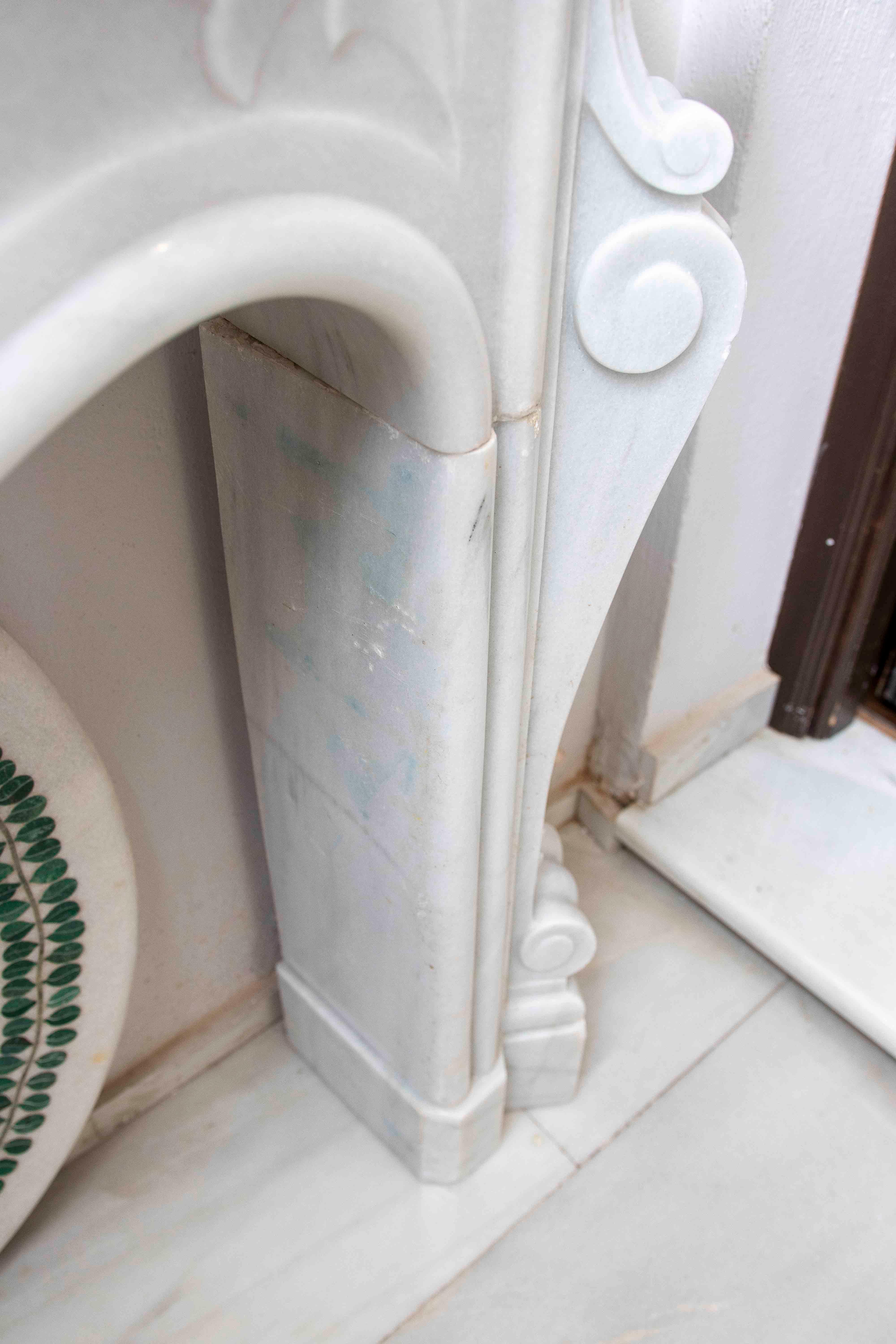 1990s Classic Carved White Marble Fireplace – French Decorative Style For Sale 7