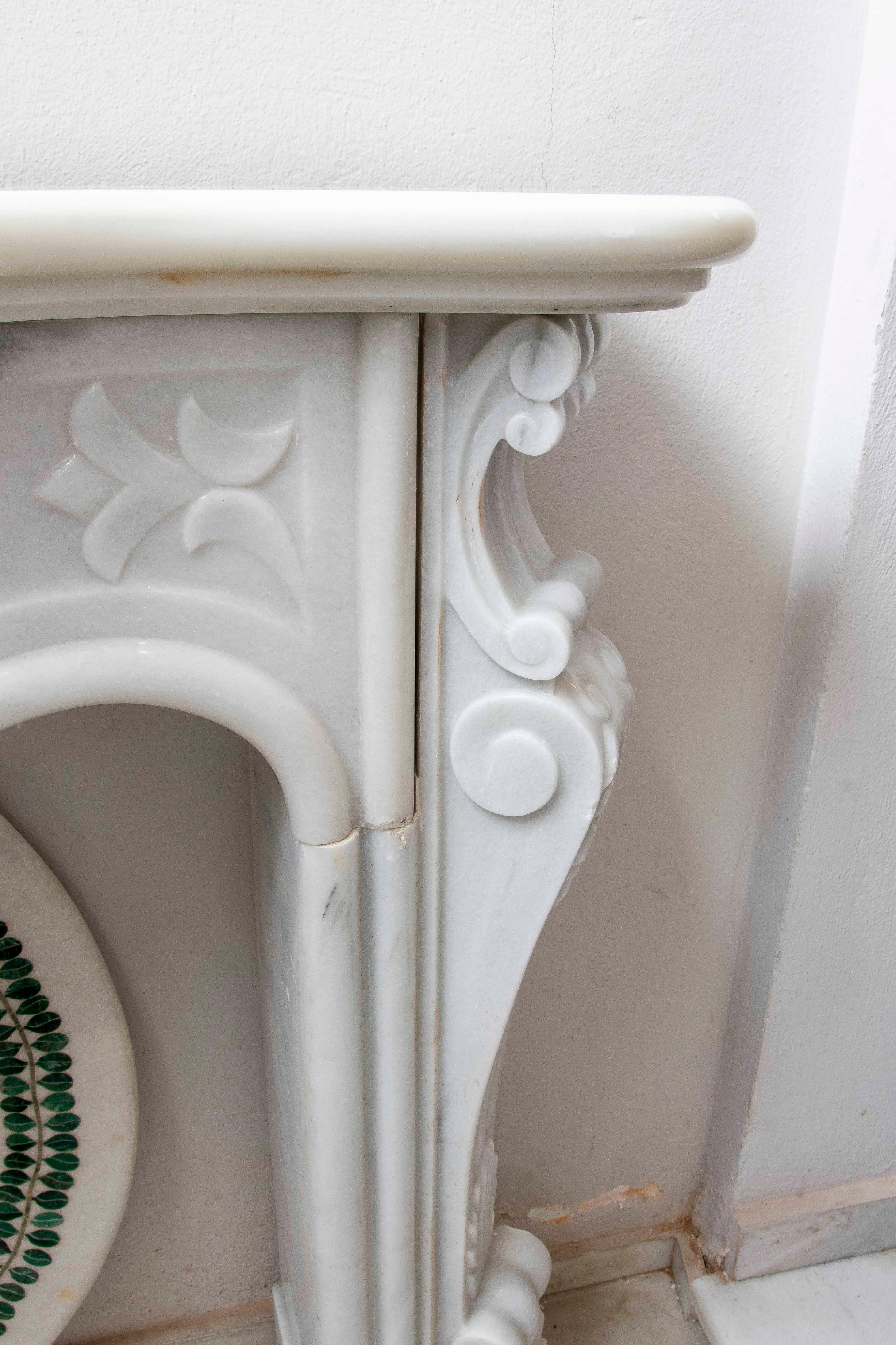 20th Century 1990s Classic Carved White Marble Fireplace – French Decorative Style For Sale