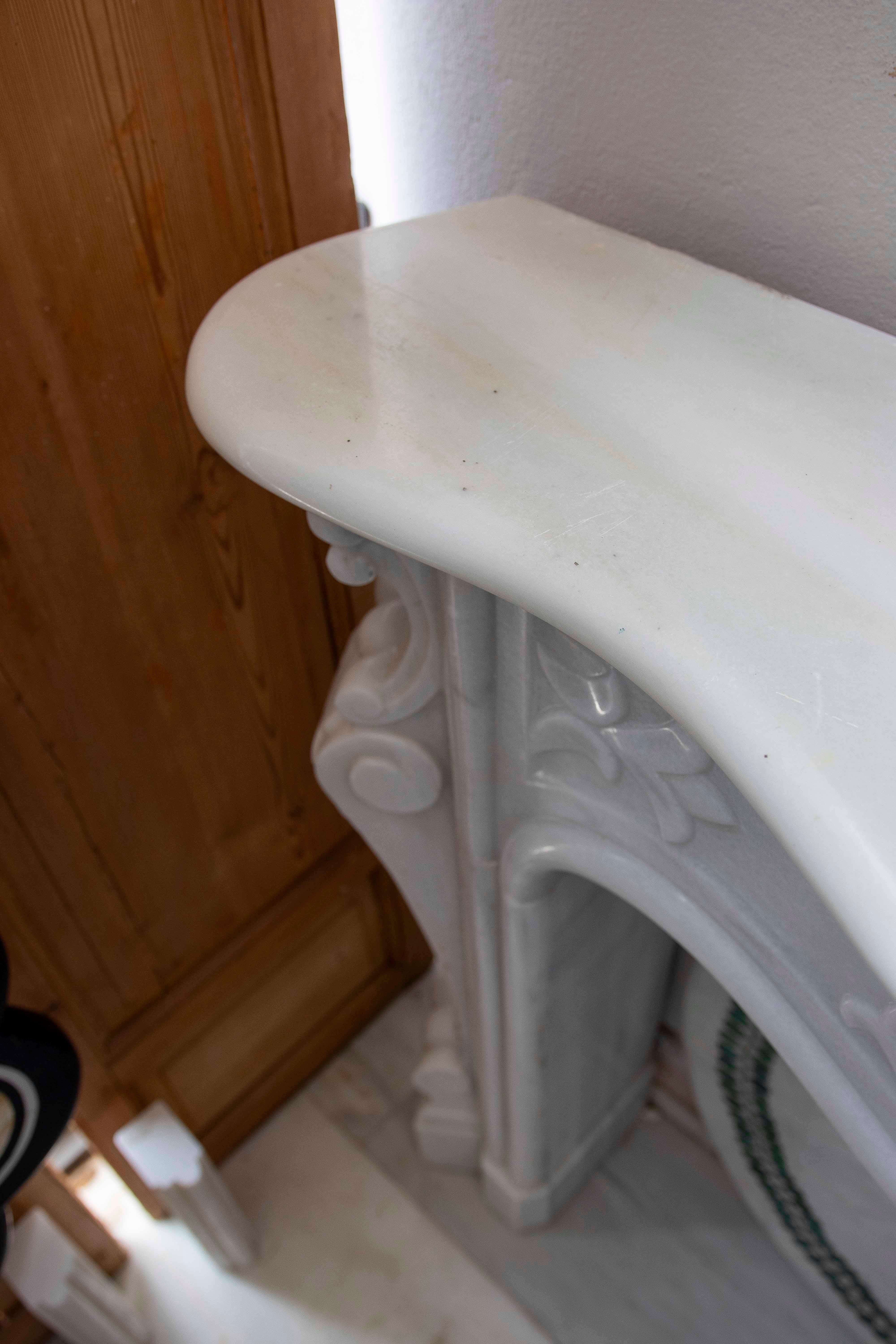 1990s Classic Carved White Marble Fireplace – French Decorative Style For Sale 4