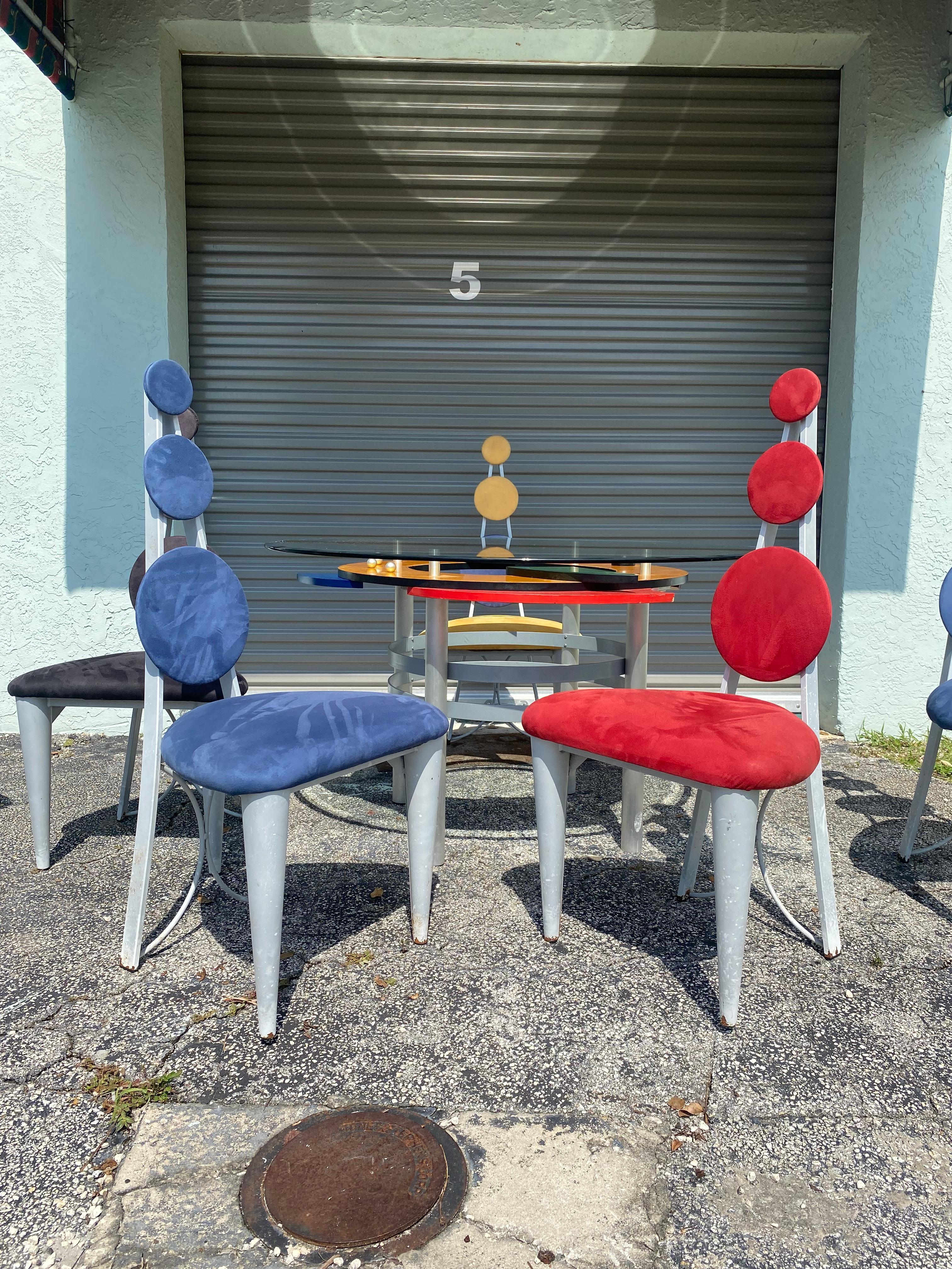 Late 20th Century 1990s Colorful Memphis Style Abstract Dining Set and Swivel Stools, Set of 8 For Sale