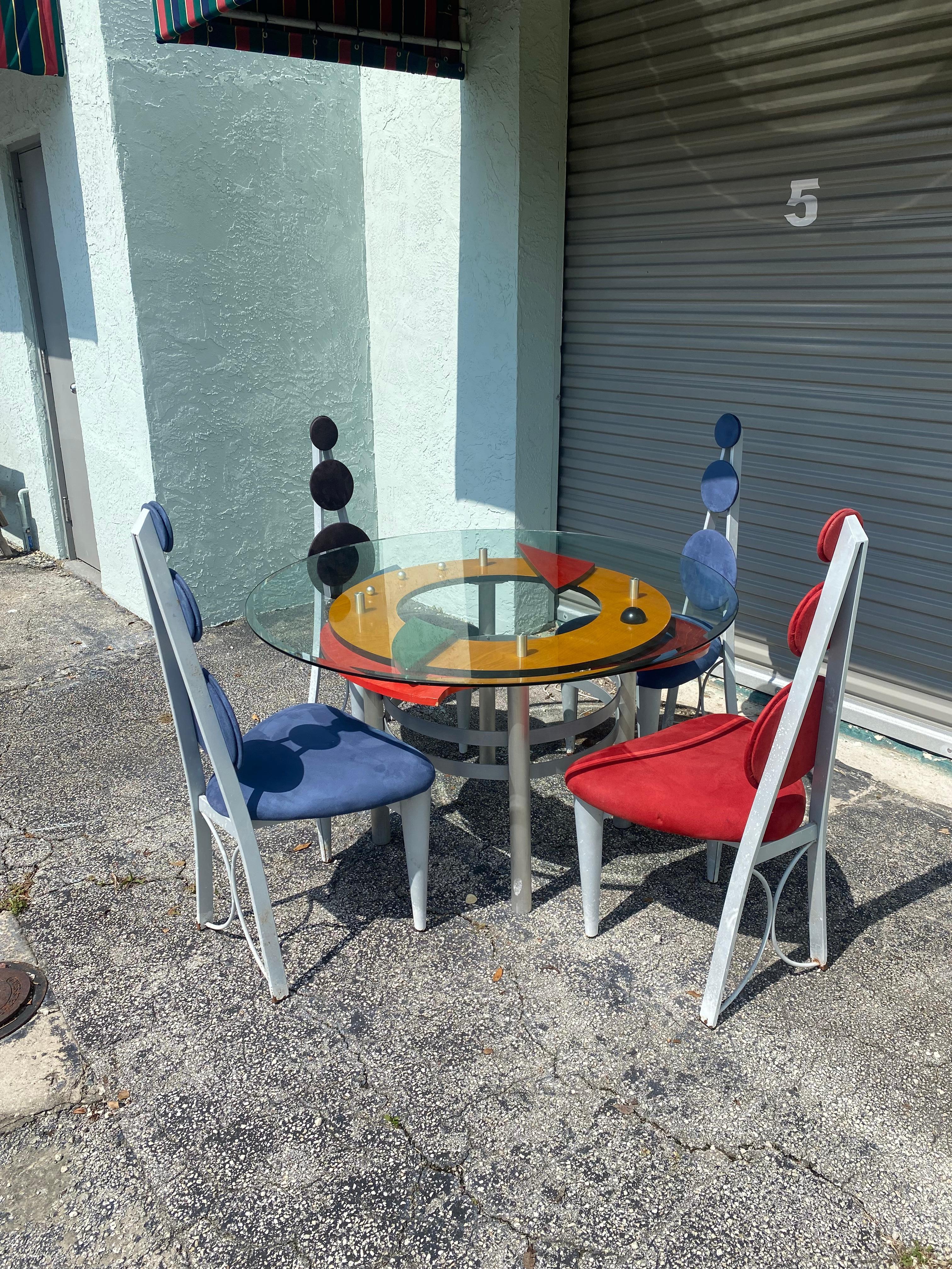 Metal 1990s Colorful Memphis Style Abstract Dining Set and Swivel Stools, Set of 8 For Sale