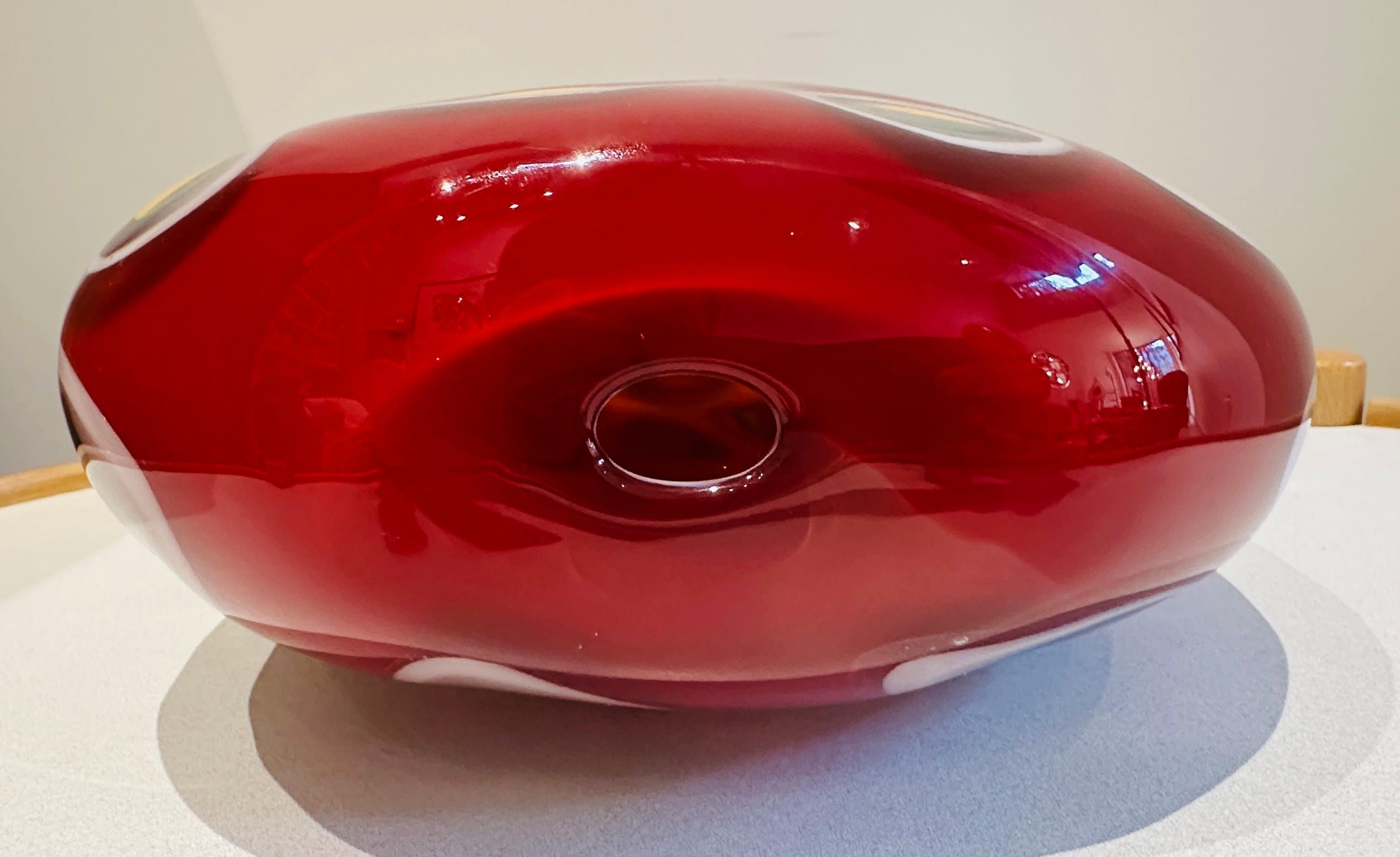 1990s Contemporary Decorative Handblown Colourful Art Glass Red Vase For Sale 9