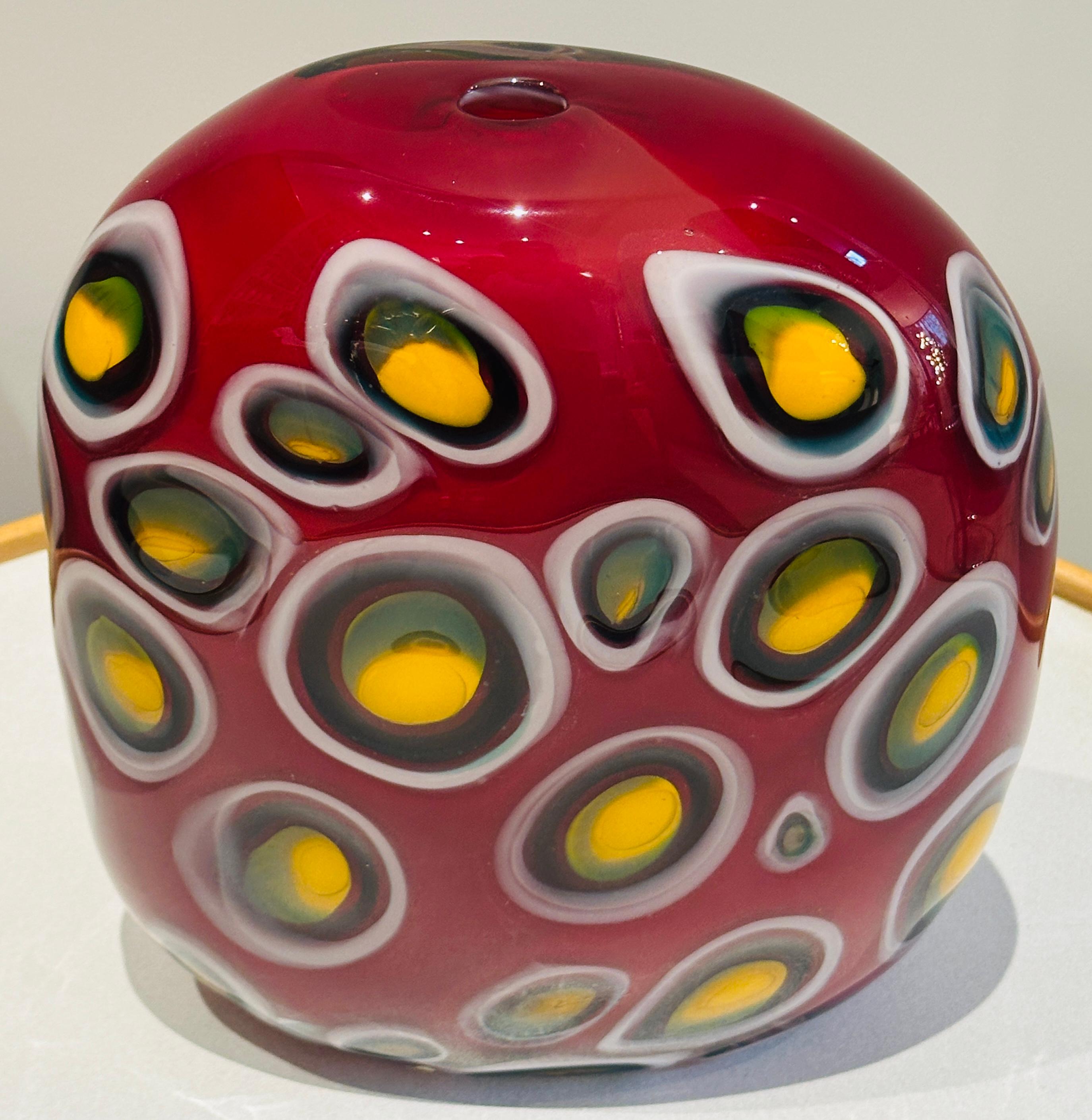 Hand-Crafted 1990s Contemporary Decorative Handblown Colourful Art Glass Red Vase For Sale
