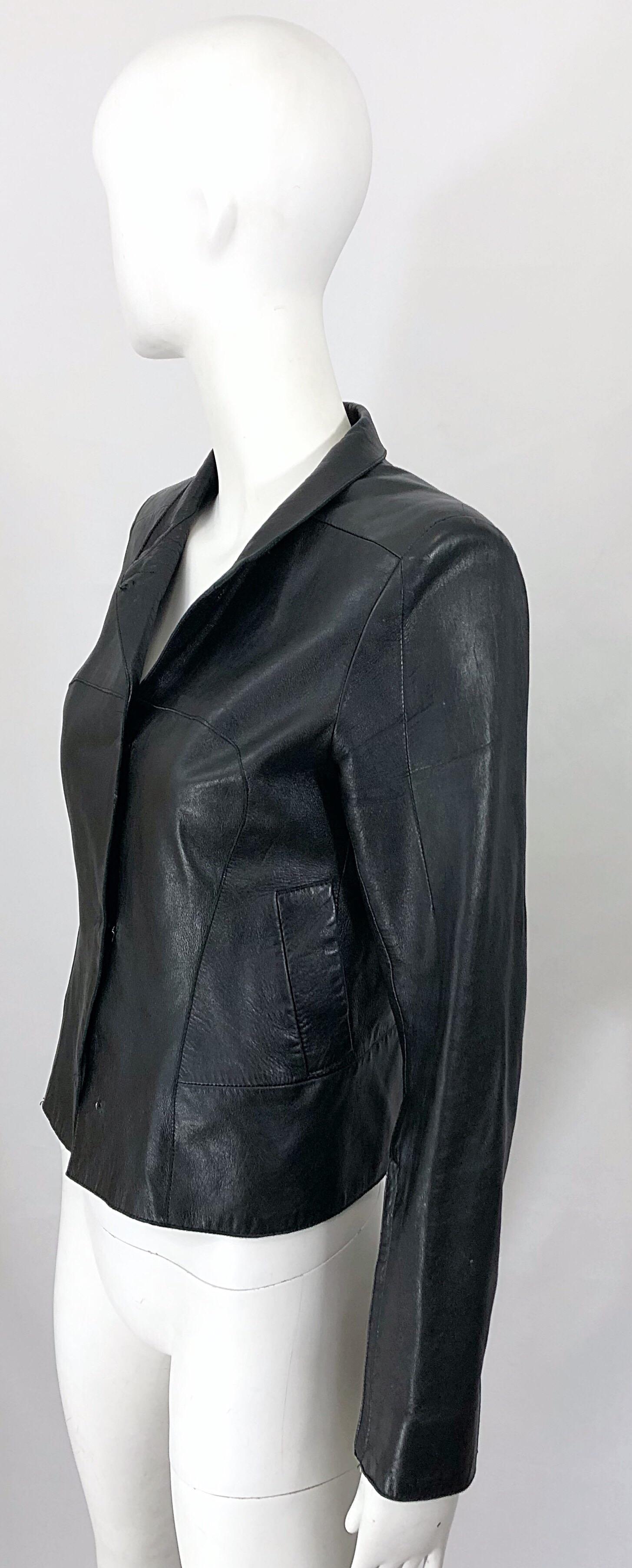 Costume National - Veste vintage style motard en cuir noir avec manches zippées, années 1990 en vente 8