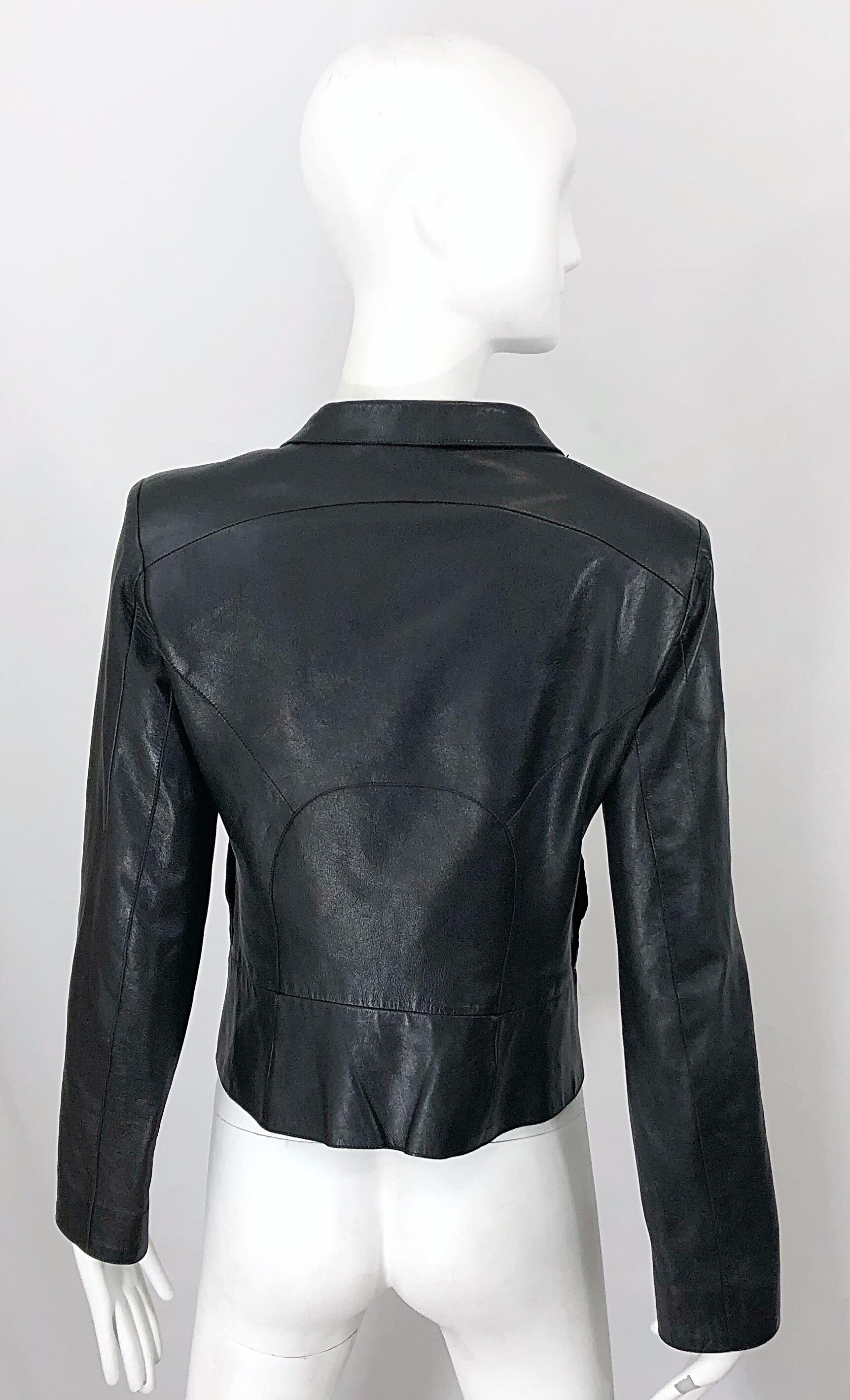 Costume National - Veste vintage style motard en cuir noir avec manches zippées, années 1990 en vente 9