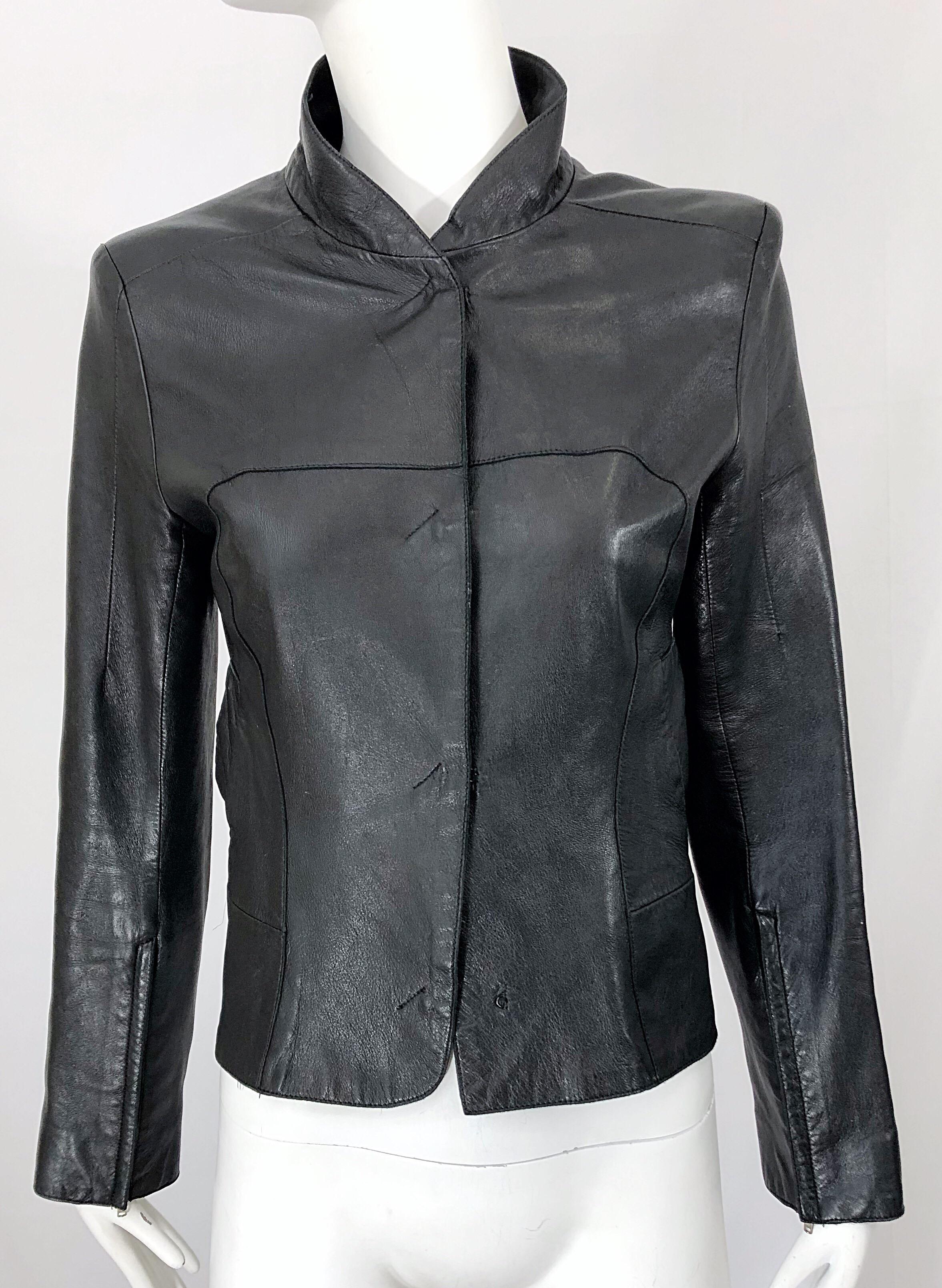 Costume National - Veste vintage style motard en cuir noir avec manches zippées, années 1990 Pour femmes en vente