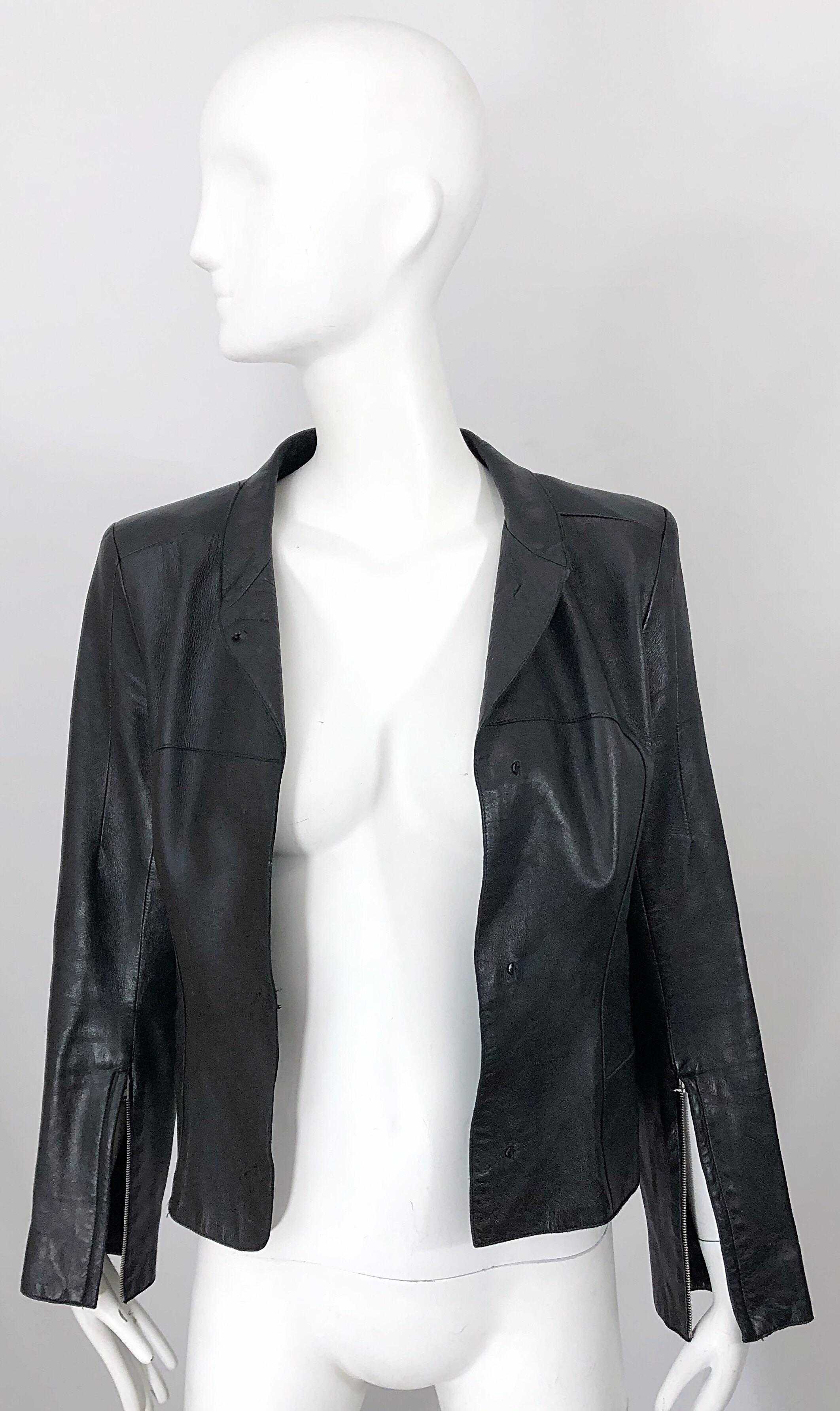 Costume National - Veste vintage style motard en cuir noir avec manches zippées, années 1990 en vente 2