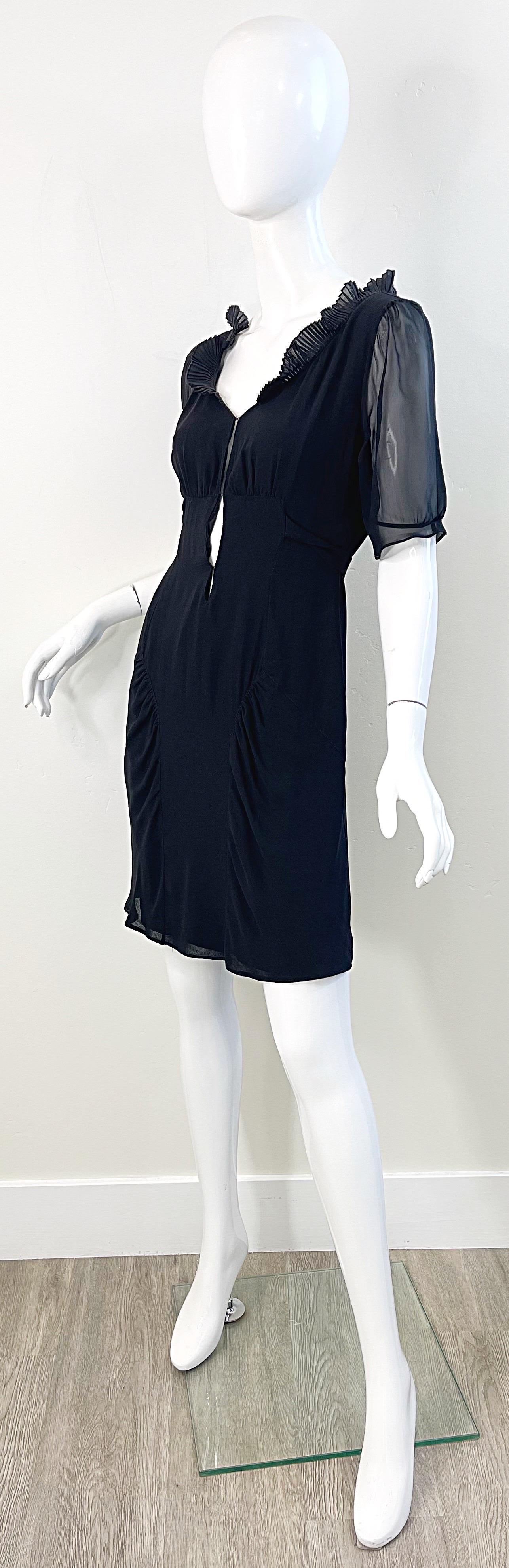 1990er Costume National Größe 4 Schwarz Seide Chiffon Cut - Out Vintage 90er Jahre Kleid im Angebot 6