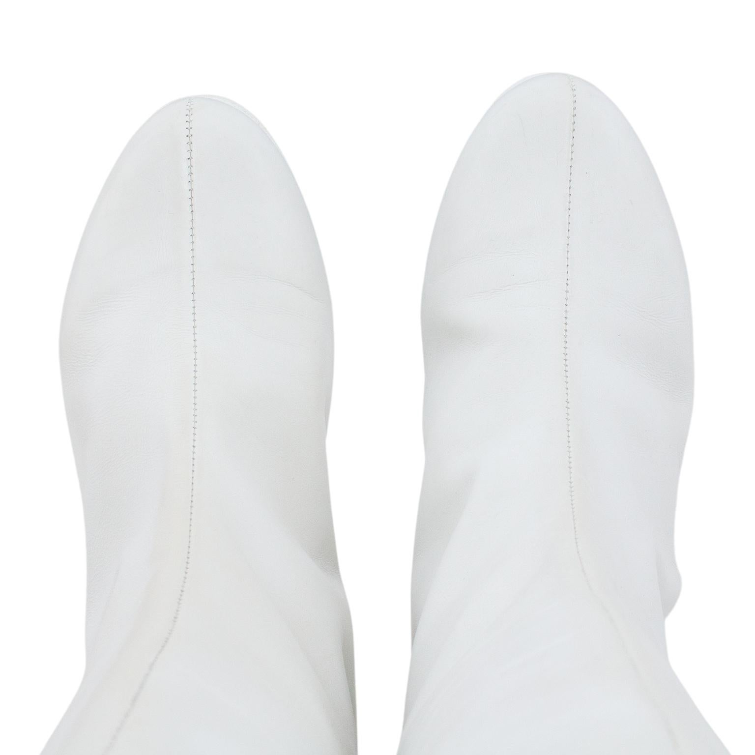1990s Courrèges Re-Edition White Space Boots at 1stDibs