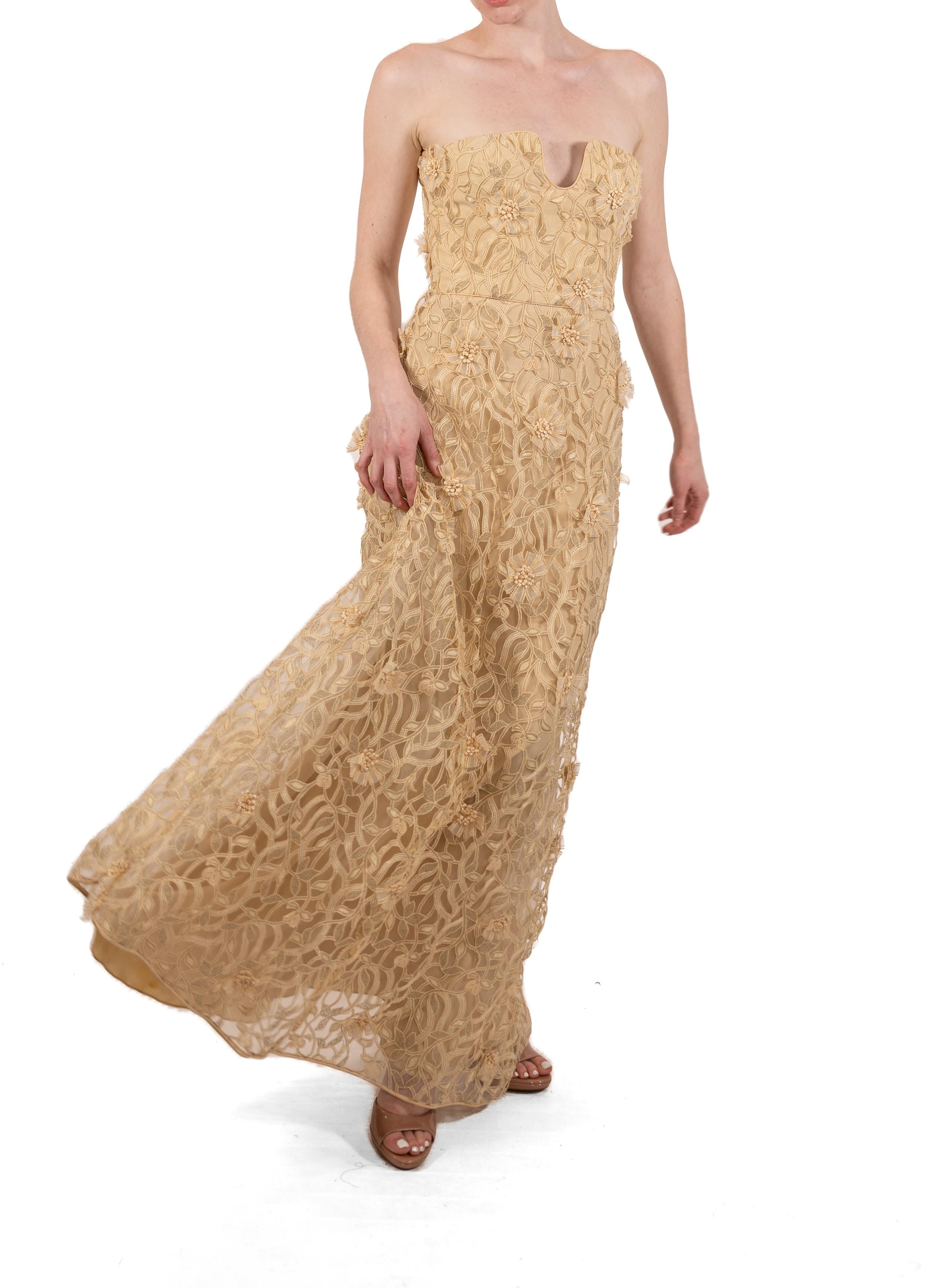 1990S Cream Rayon & Silk 3-D Cutwork Lace Strapless Gown For Sale 2