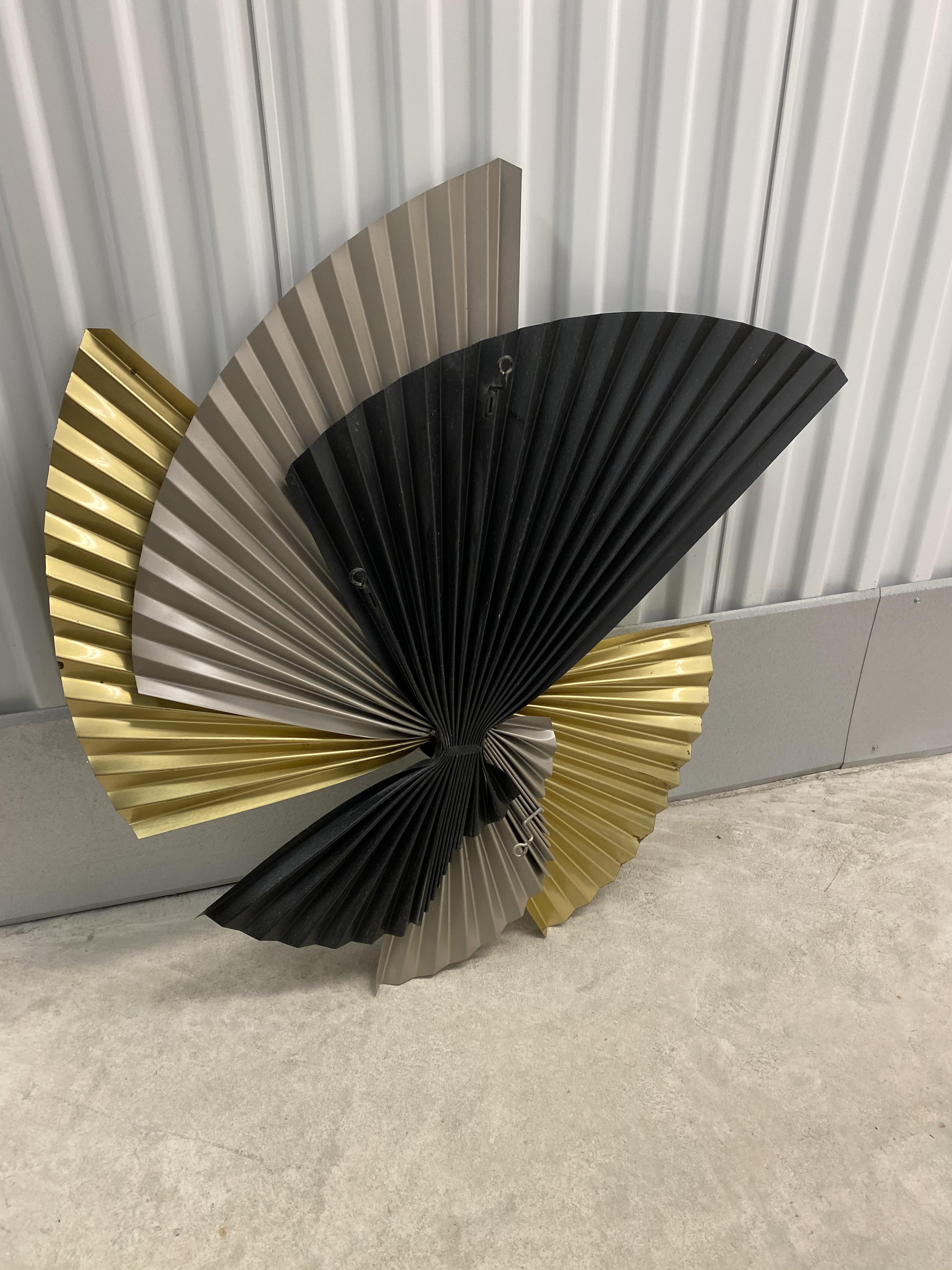 1990s Curtis Jere Pleated Fan Wall Sculpture In Good Condition For Sale In Westfield, NJ