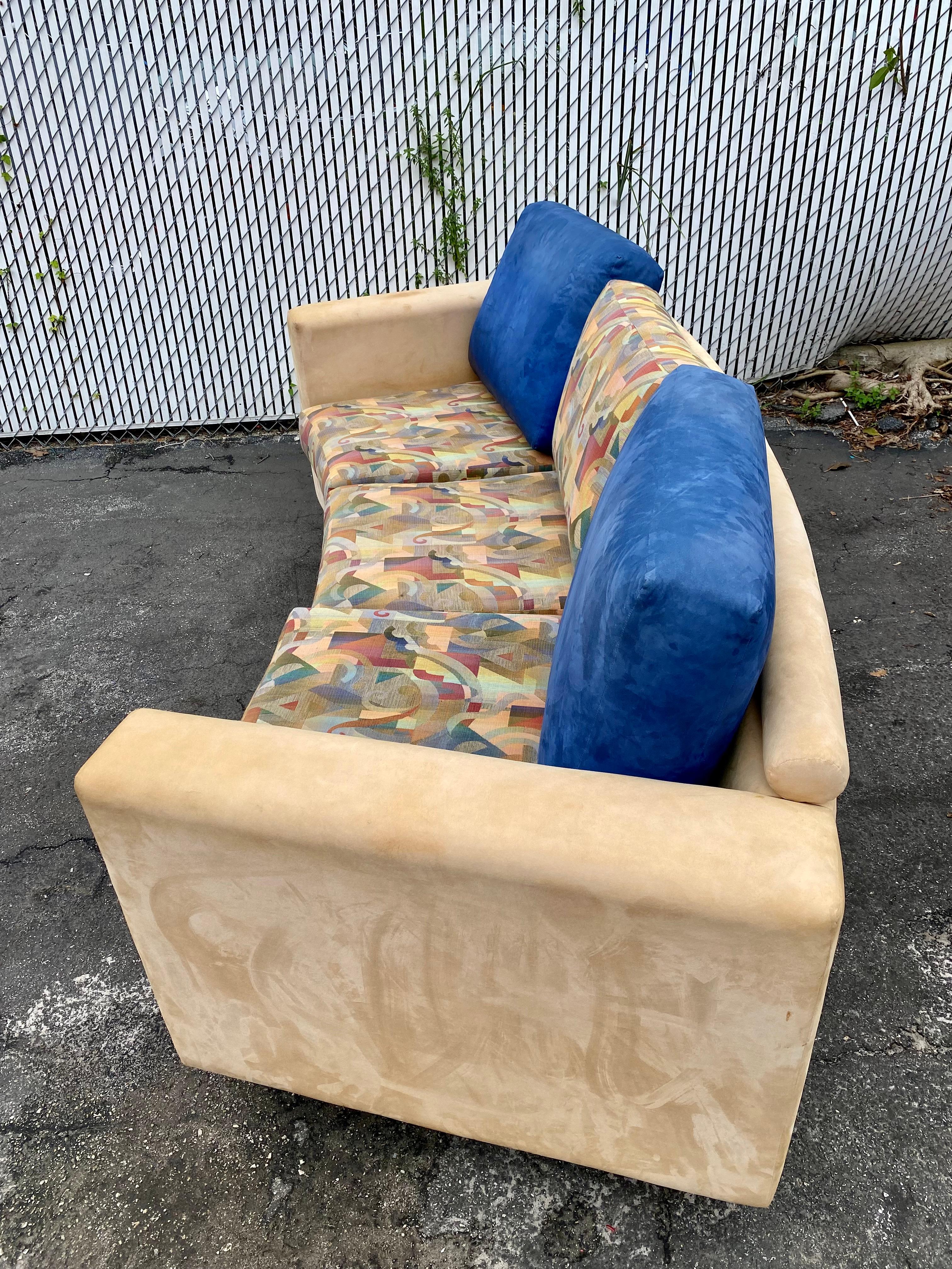 1990s Weiman Curved Abstract Sofas, Set of 2 In Good Condition For Sale In Fort Lauderdale, FL