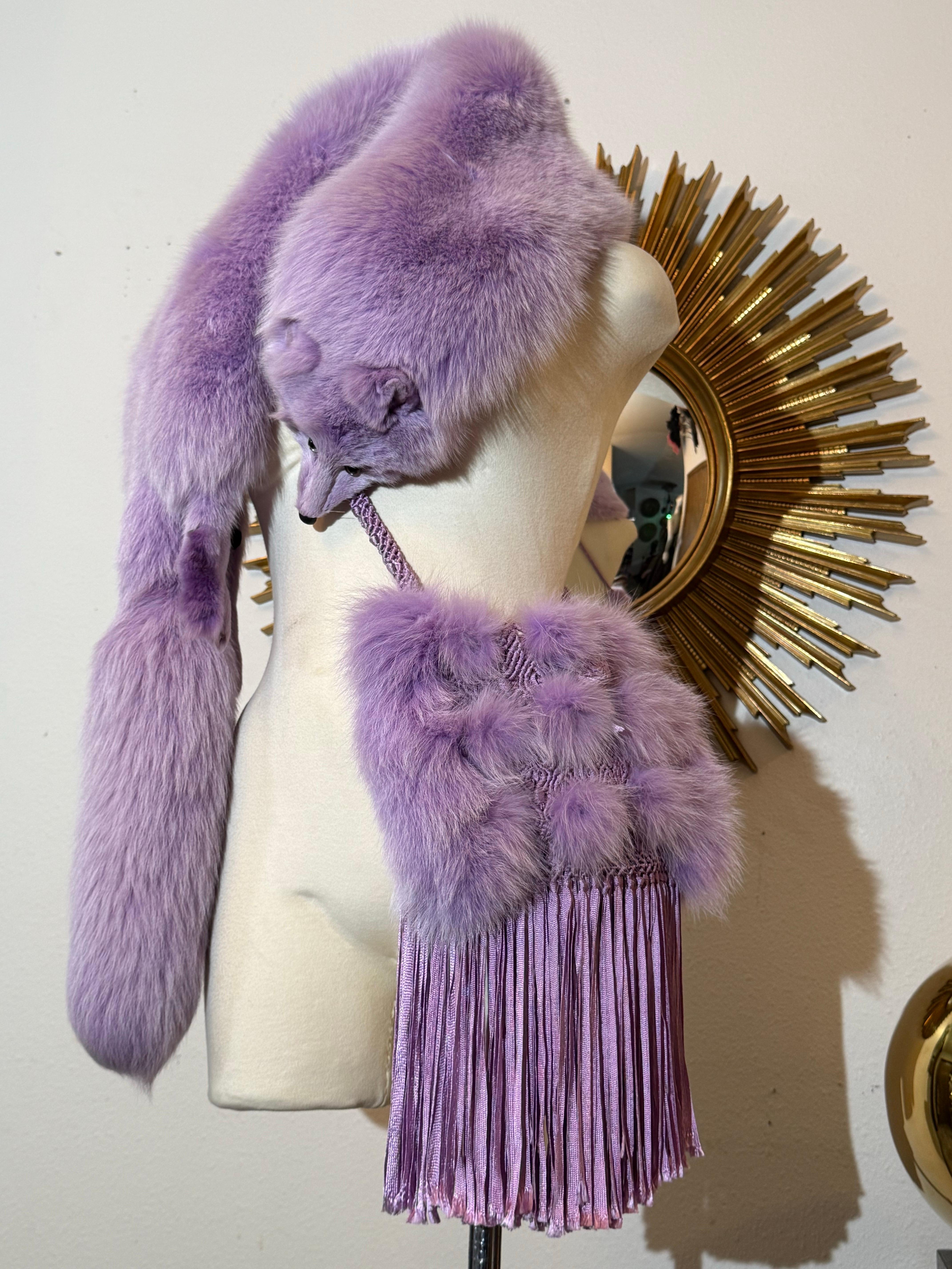 Gris 1990 CUSTOM MADE Étole en fourrure de renard lavande teintée et sac à main assorti en vente