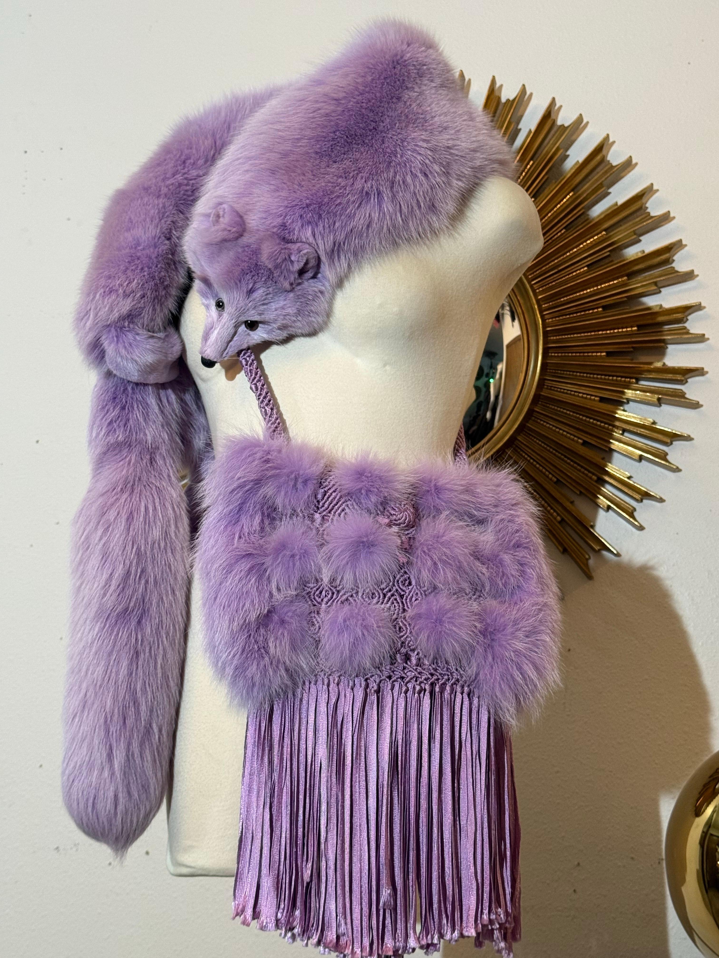 1990 CUSTOM MADE Étole en fourrure de renard lavande teintée et sac à main assorti Pour femmes en vente