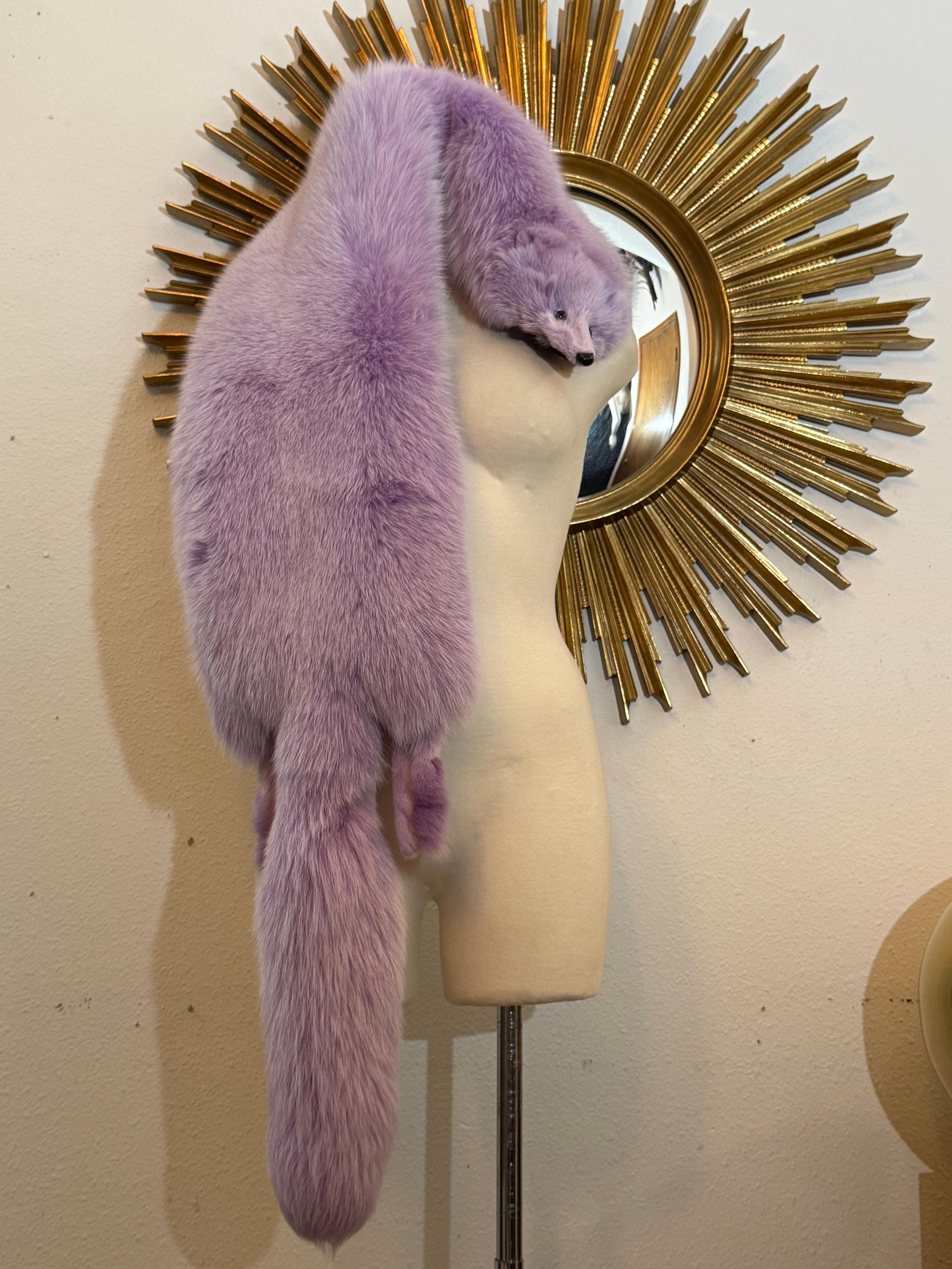 1990 CUSTOM MADE Étole en fourrure de renard lavande teintée et sac à main assorti en vente 2