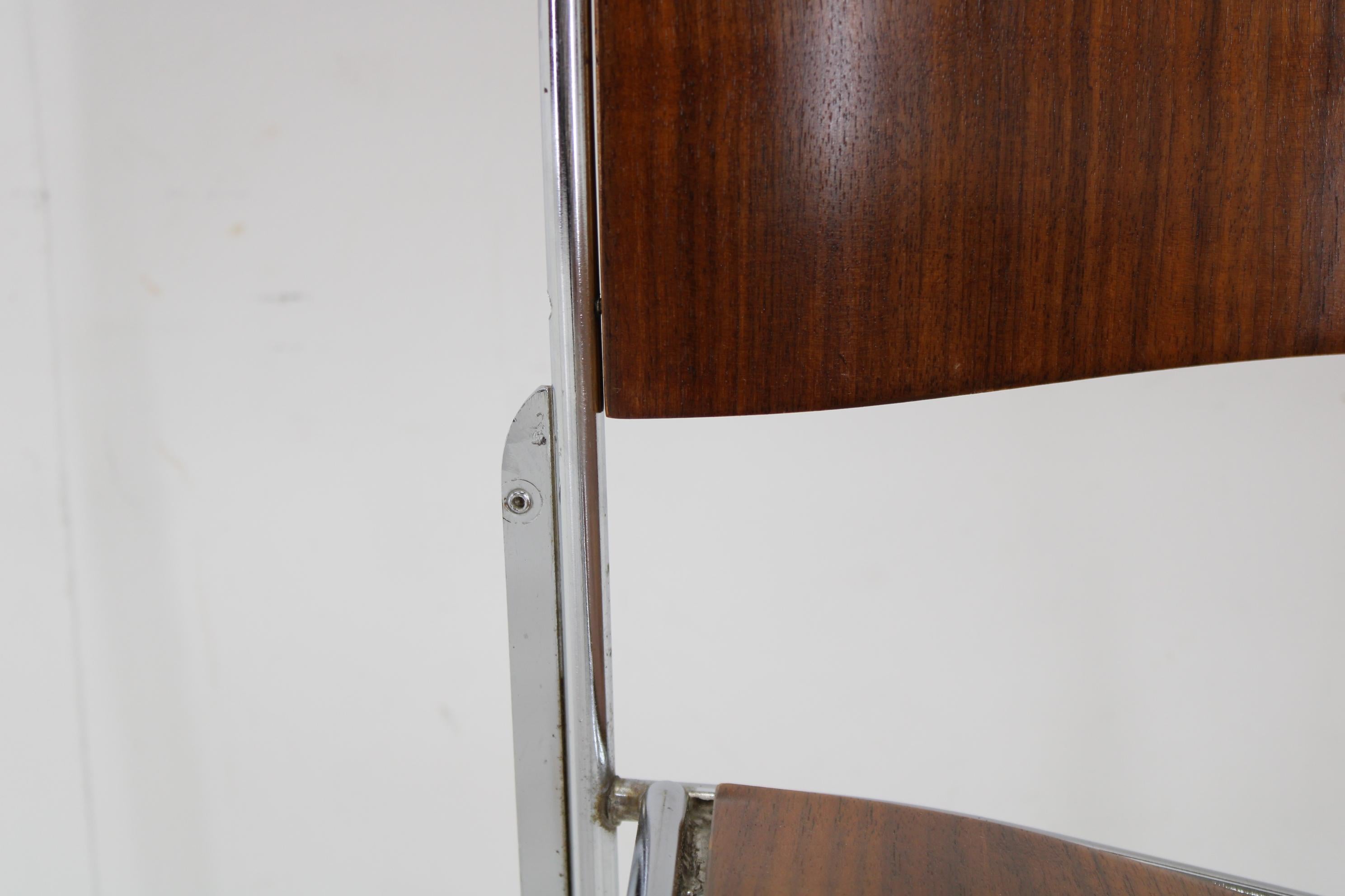 1990s D. Rowland Set Of Five Restored Stackable Dining Chairs for GF 6