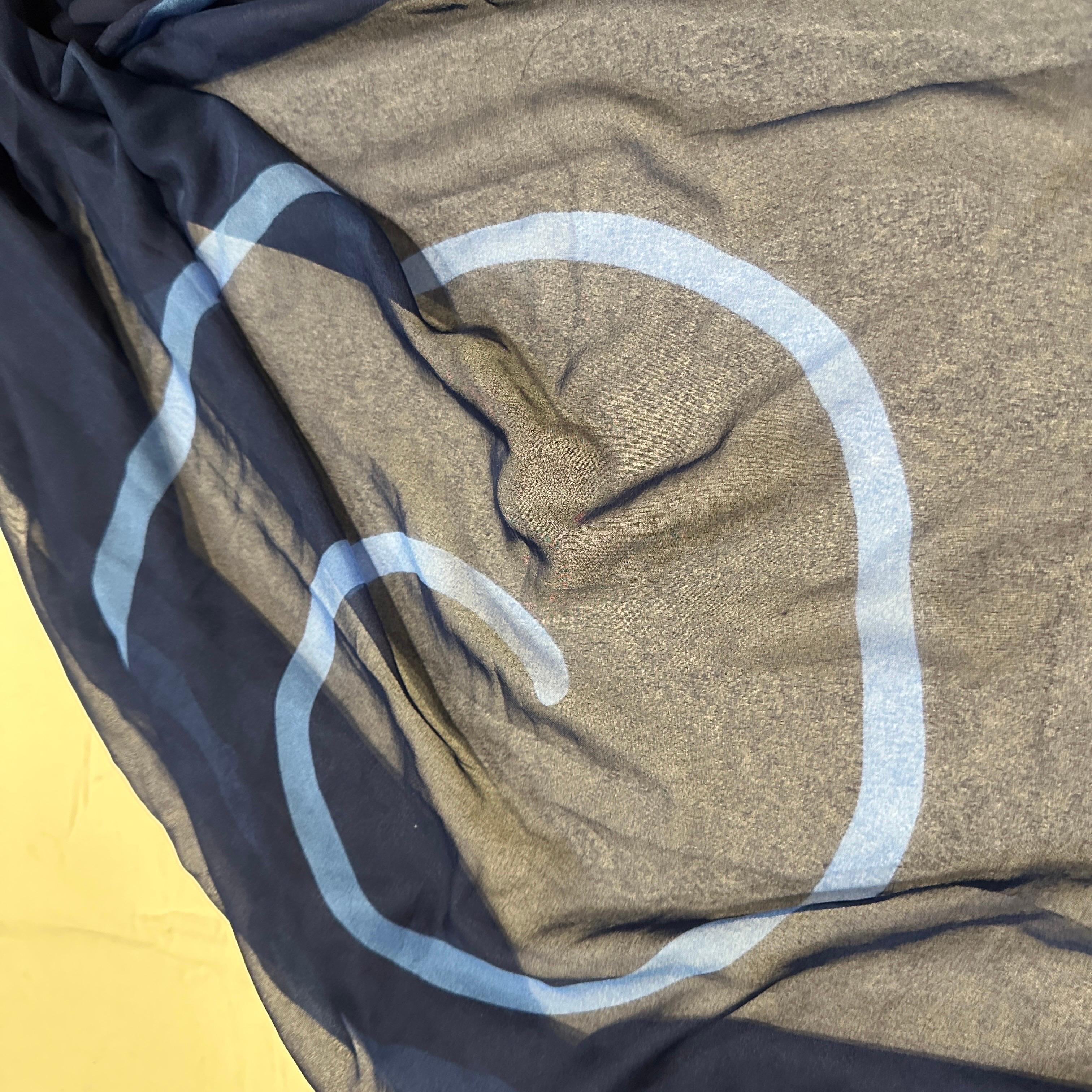 Sciarpa lunga anni '90 blu scuro e blu reale di Balenciaga Paris in vendita 6