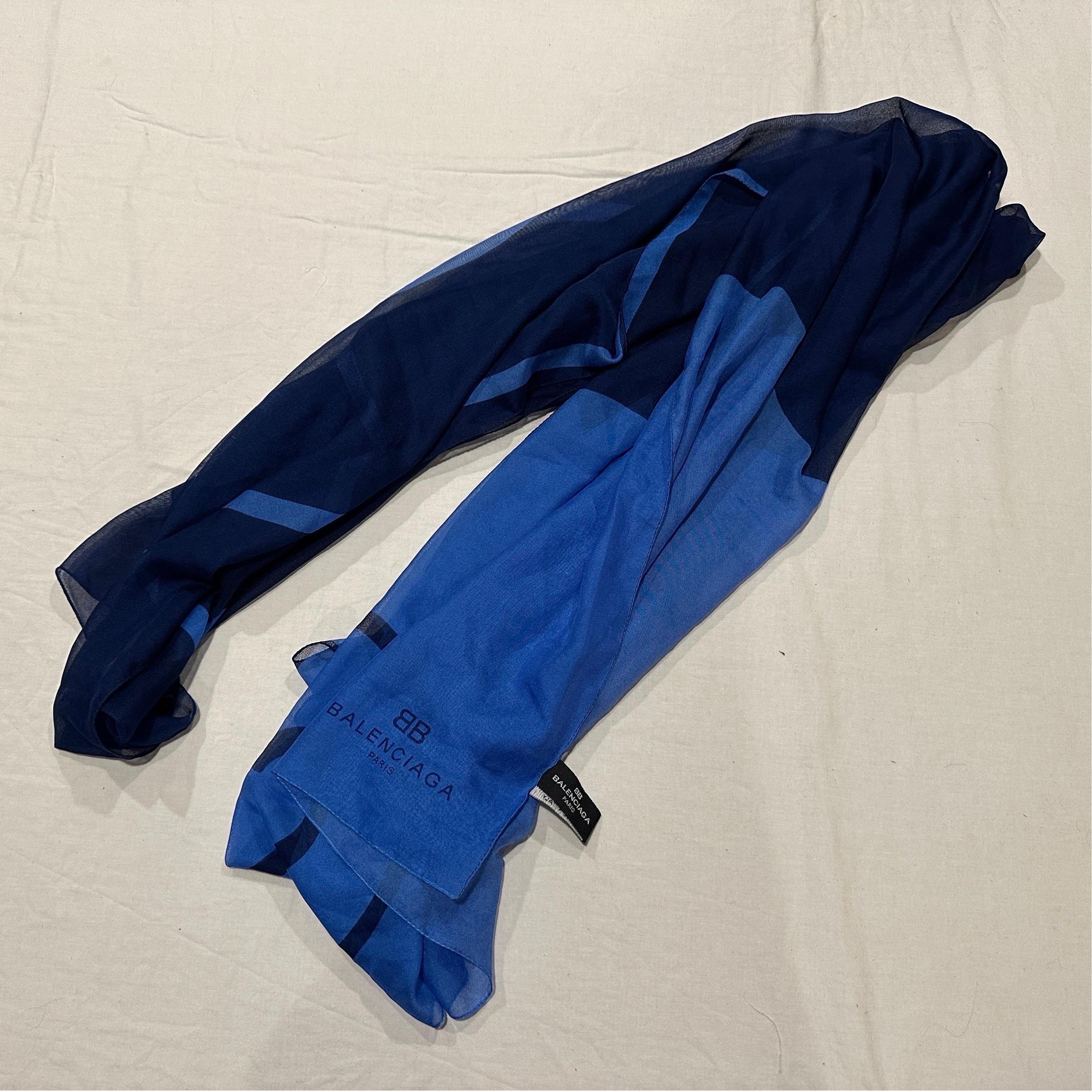 Sciarpa lunga anni '90 blu scuro e blu reale di Balenciaga Paris in vendita 3