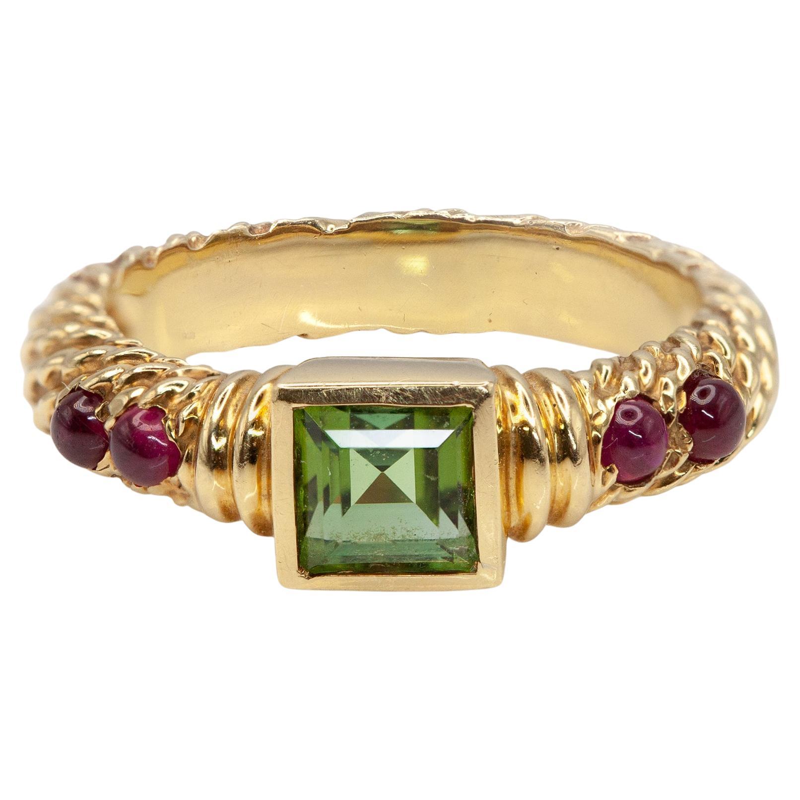 Anello David Yurman anni '90 in oro giallo 18 carati con peridoto e rubino in vendita