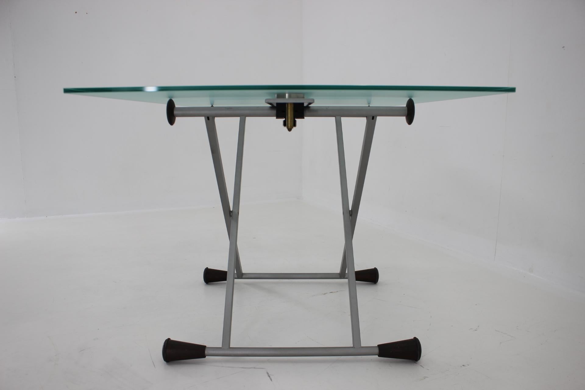 Table basse ou de salle à manger ascenseur en verre Desalto des années 1990, Italie en vente 1