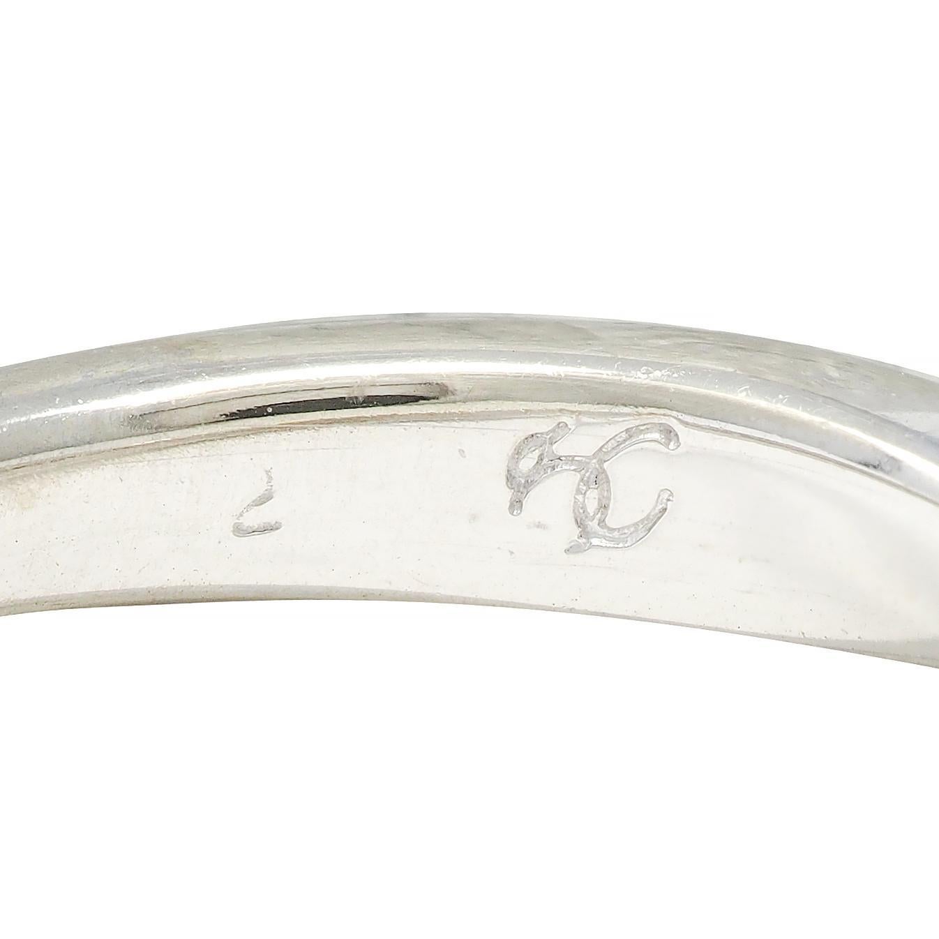 1990er Jahre Diamant 14 Karat Weißgold geriffelter Vintage-Ring mit Diamant im Angebot 5