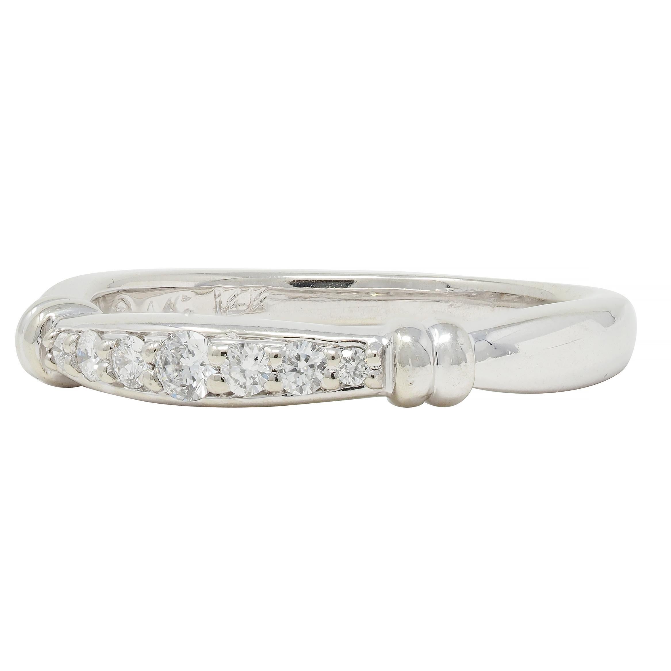 Women's or Men's 1990's Diamond 14 Karat White Gold Fluted Vintage Band Ring For Sale