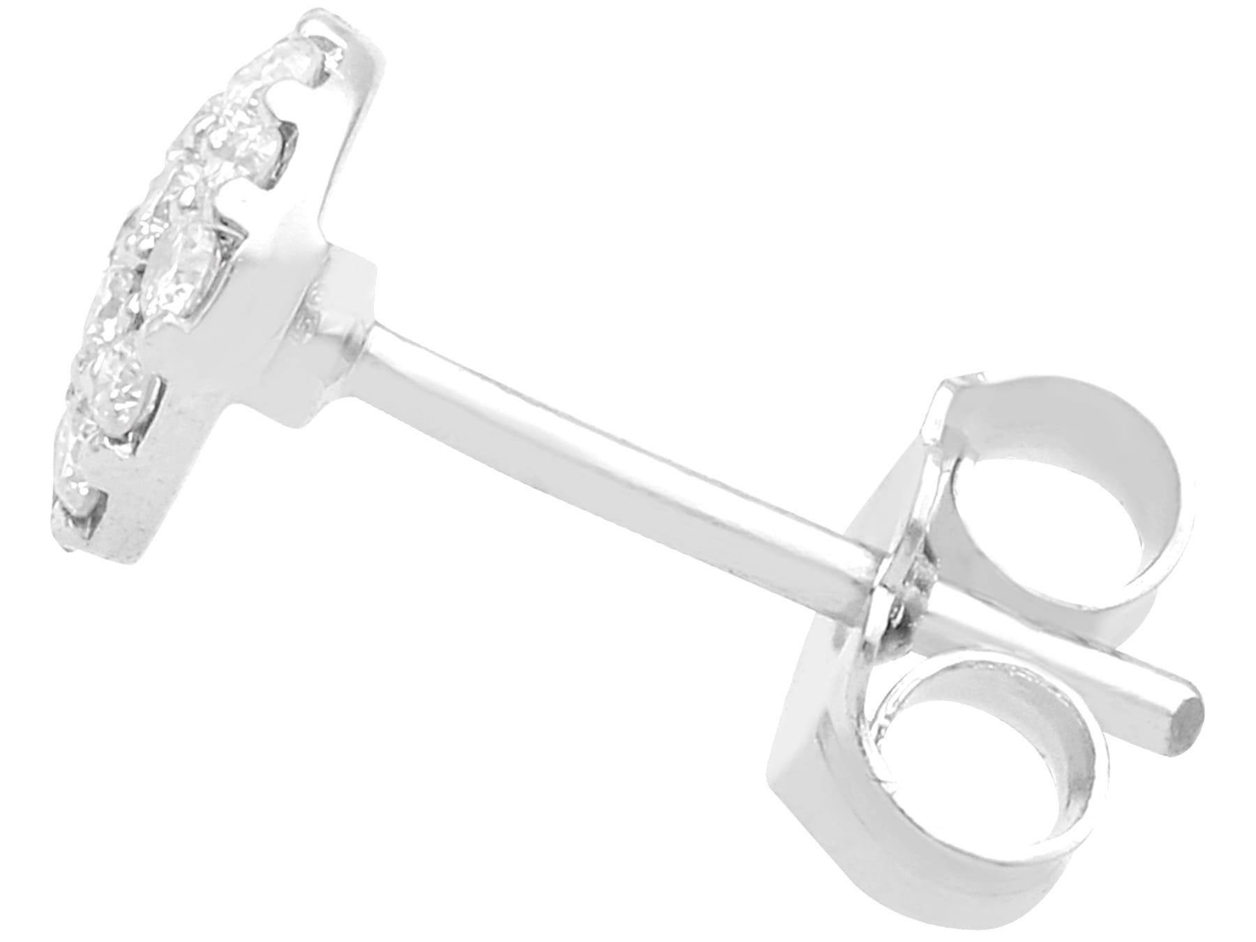 1990 Boucles d'oreilles en or blanc et diamant Pour femmes en vente