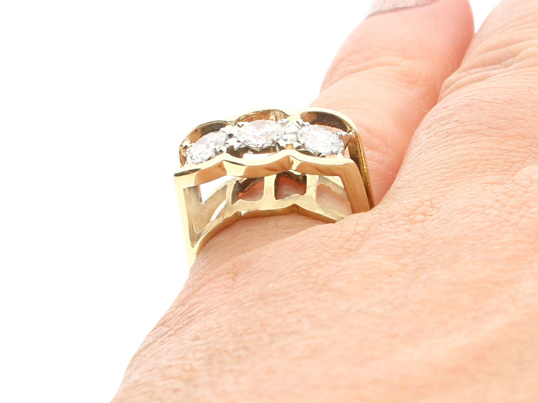 1990s Diamond Yellow Gold Three-Stone Cocktail Ring For Sale 2