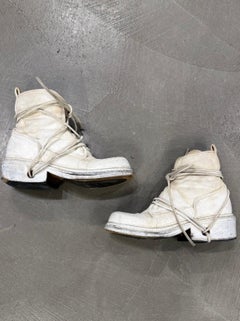 Botas de cuero desgastado con cordones de Dirk Bikkembergs de los años 90