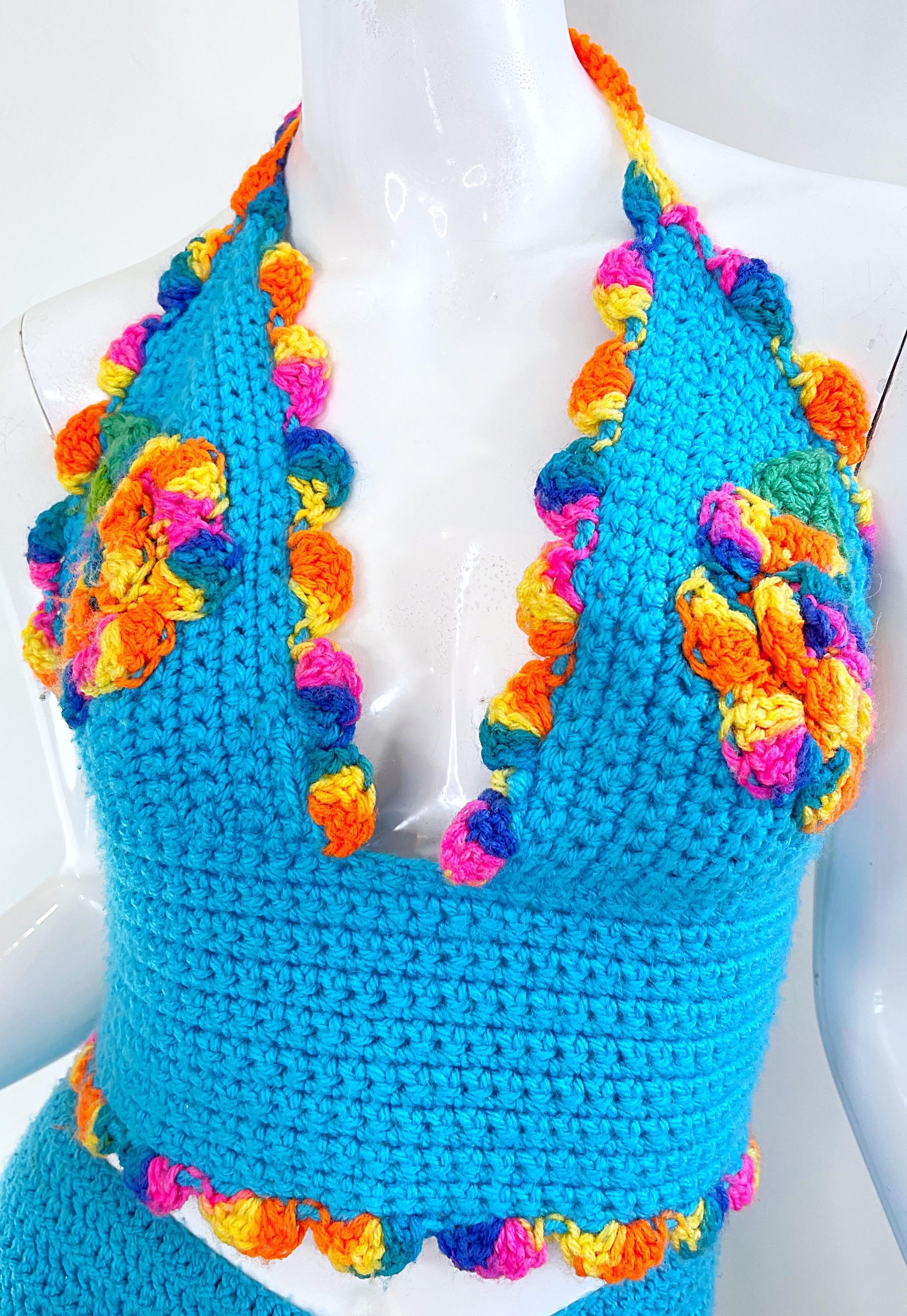 De las mujeres 1990s Does 1970s Large Size Turquoise Blue Tie Dye Rainbow Crop Top + Shorts en venta