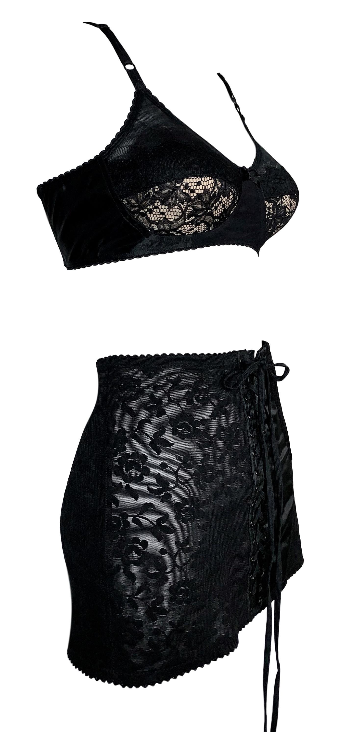 DESIGNER: 1990's Dolce & Gabbana

Please contact for more information and/or photos.

CONDITION: Good- no flaws!

MATERIAL: Nylon & Spandex

COUNTRY MADE: Italy

SIZE: 42 likely best for a C cup maybe D

MEASUREMENTS; provided as a courtesy only-