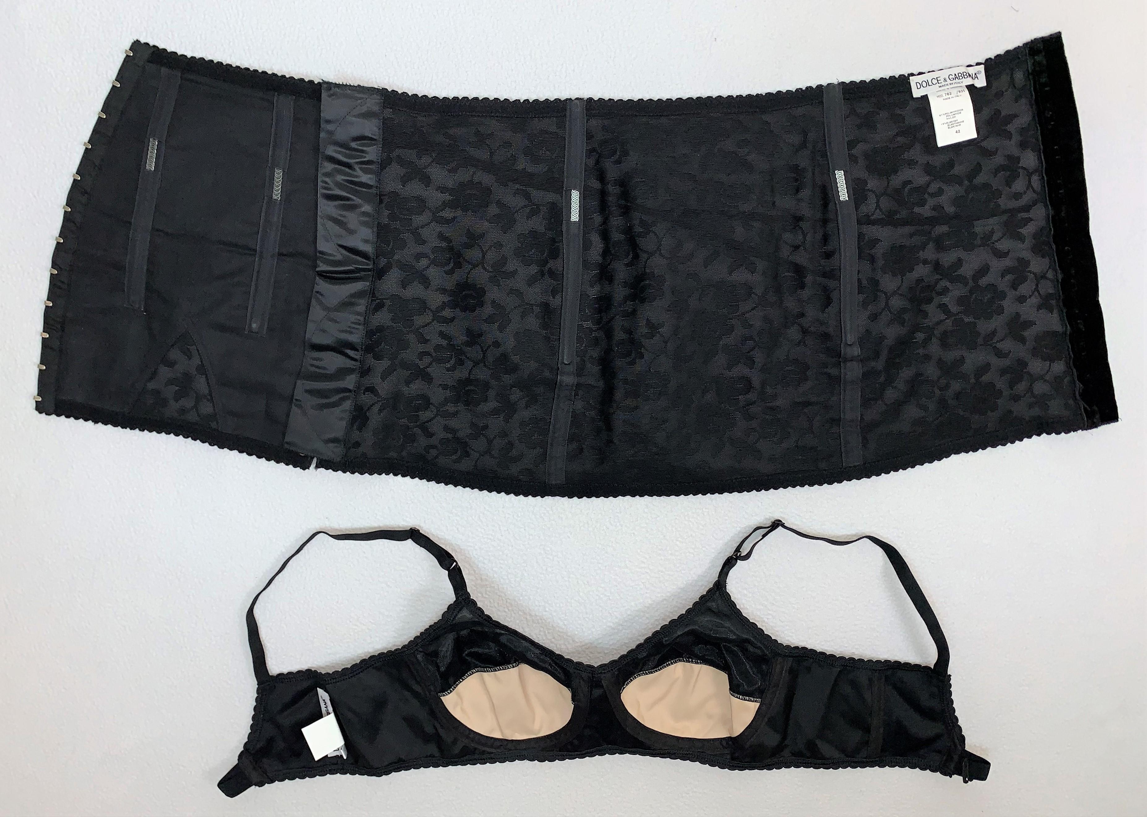 Women's 1990's Dolce & Gabbana 40's Pin-Up Black Bullet Lace Bra Top & Corset Mini Skirt