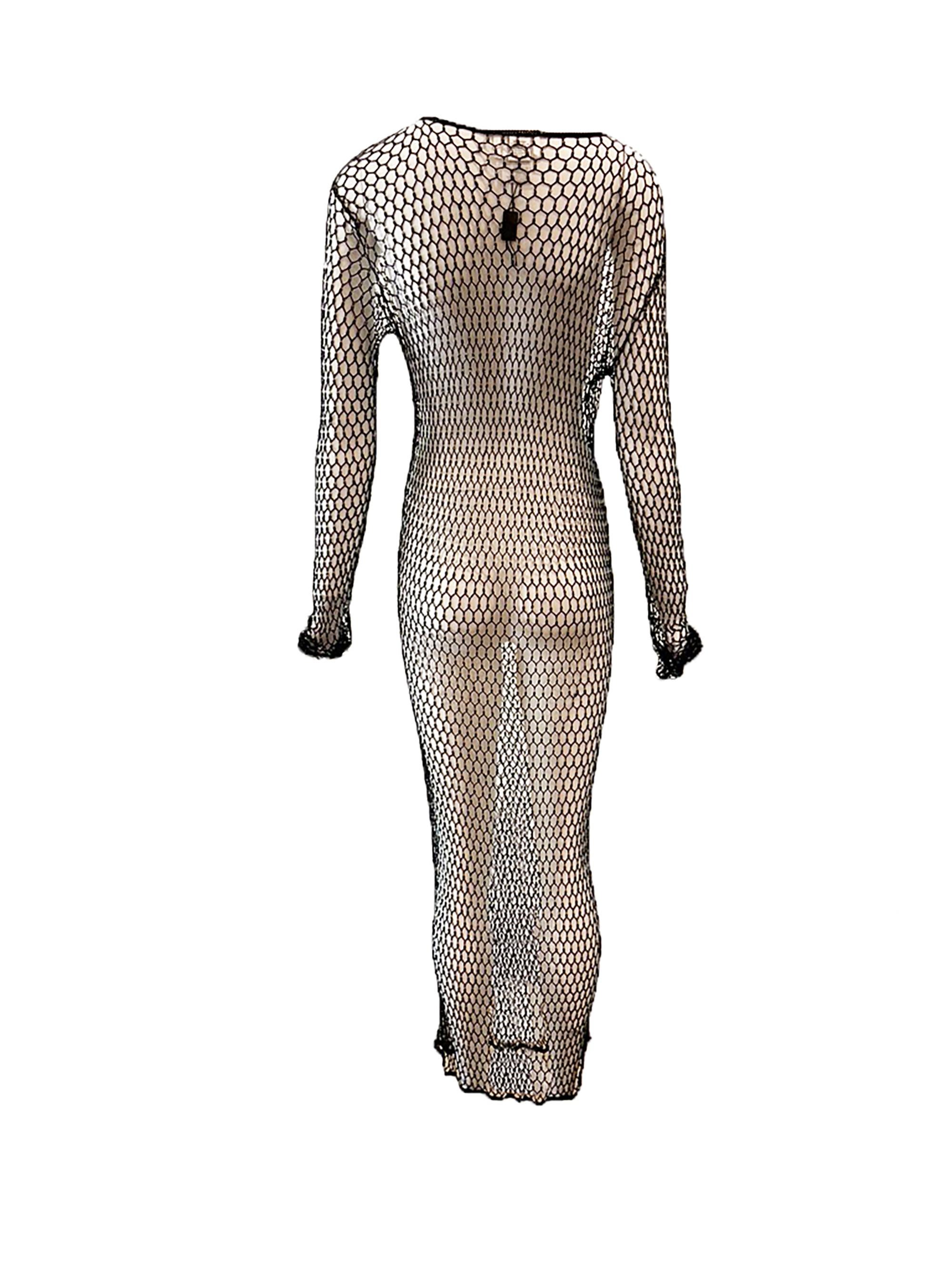 1990's D&G by Dolce & Gabbana Beaded Fishnet 20s Style gown 
Excellent Condition  
Rayon & Nylon fabric with glass beads
Made in Italy
SIZE: 44  / fits S- L 
Bust: 24