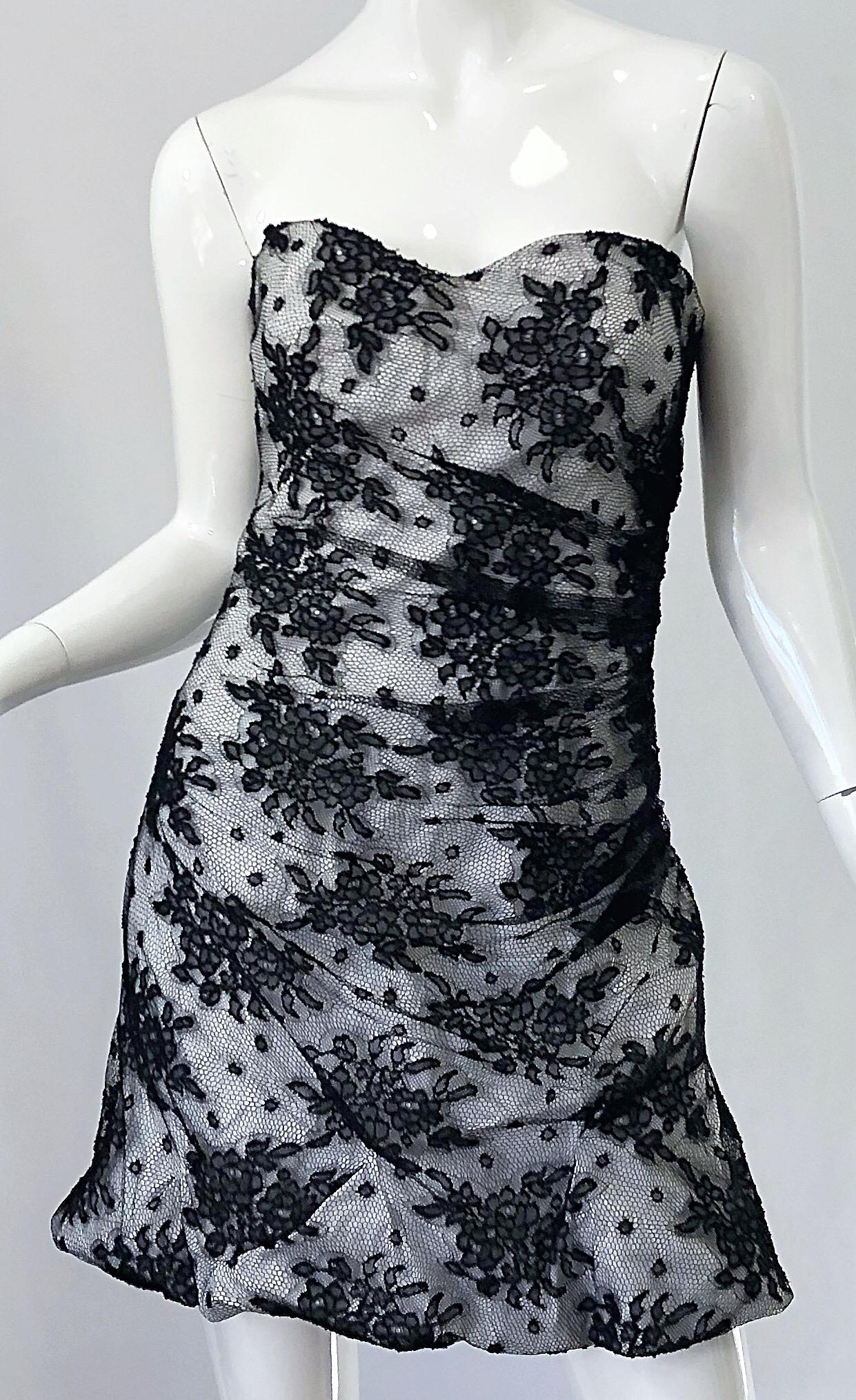 1990s Dolce & Gabbana Black and White Lace Size 44 / US 8 Strapless Mini Dress 6